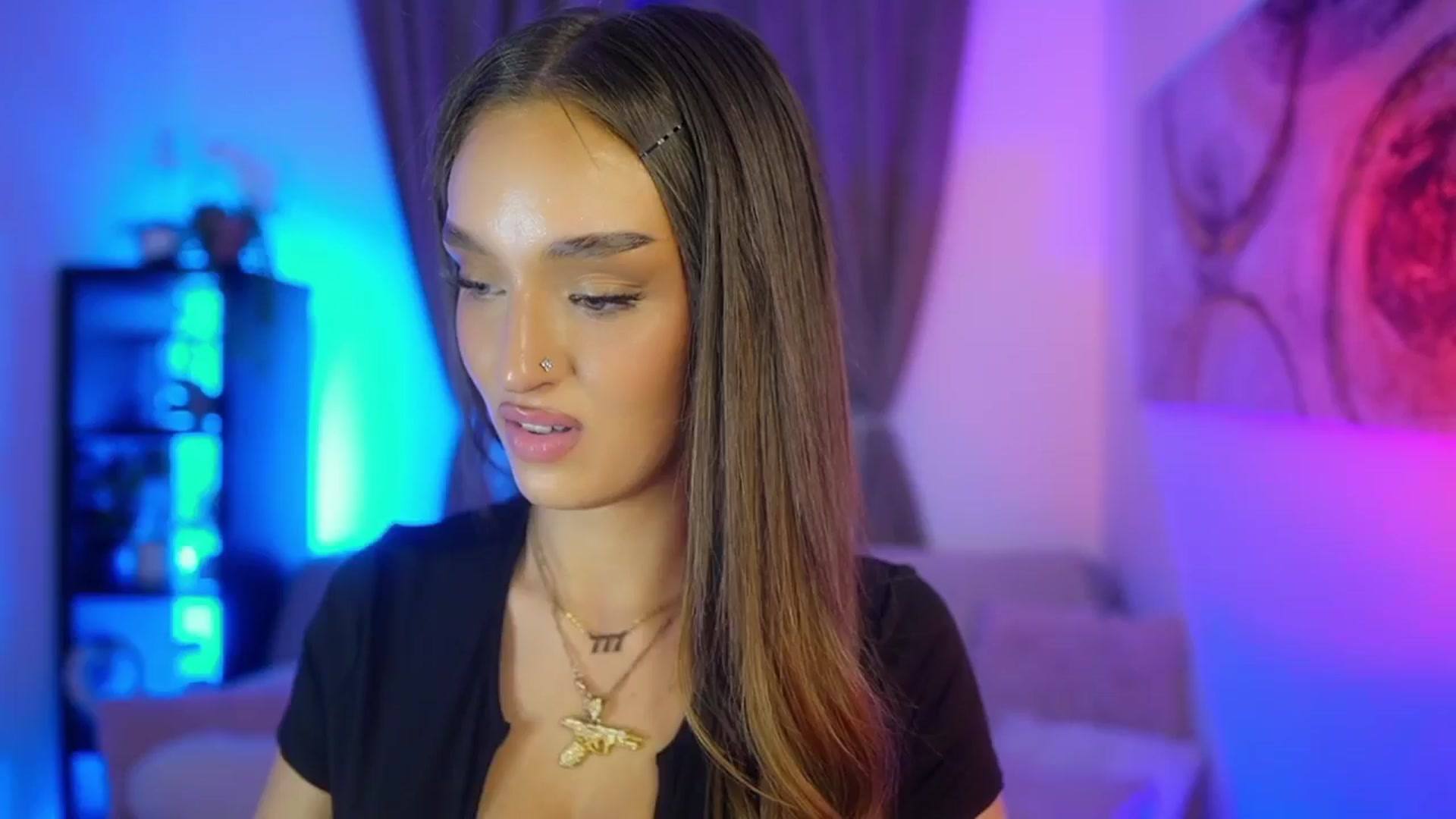 Gallery image thumbnail from Clara_Mia's myfreecams stream on, 10/02/2025, 21:08 image 2 of 20