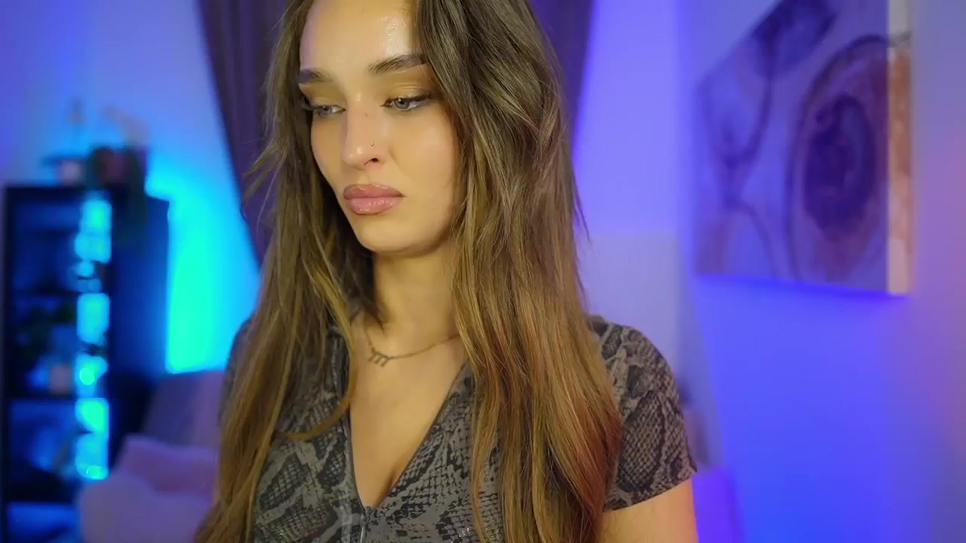 Gallery image thumbnail from Clara_Mia's myfreecams stream on, 10/24/2025, 20:24 image 1 of 20