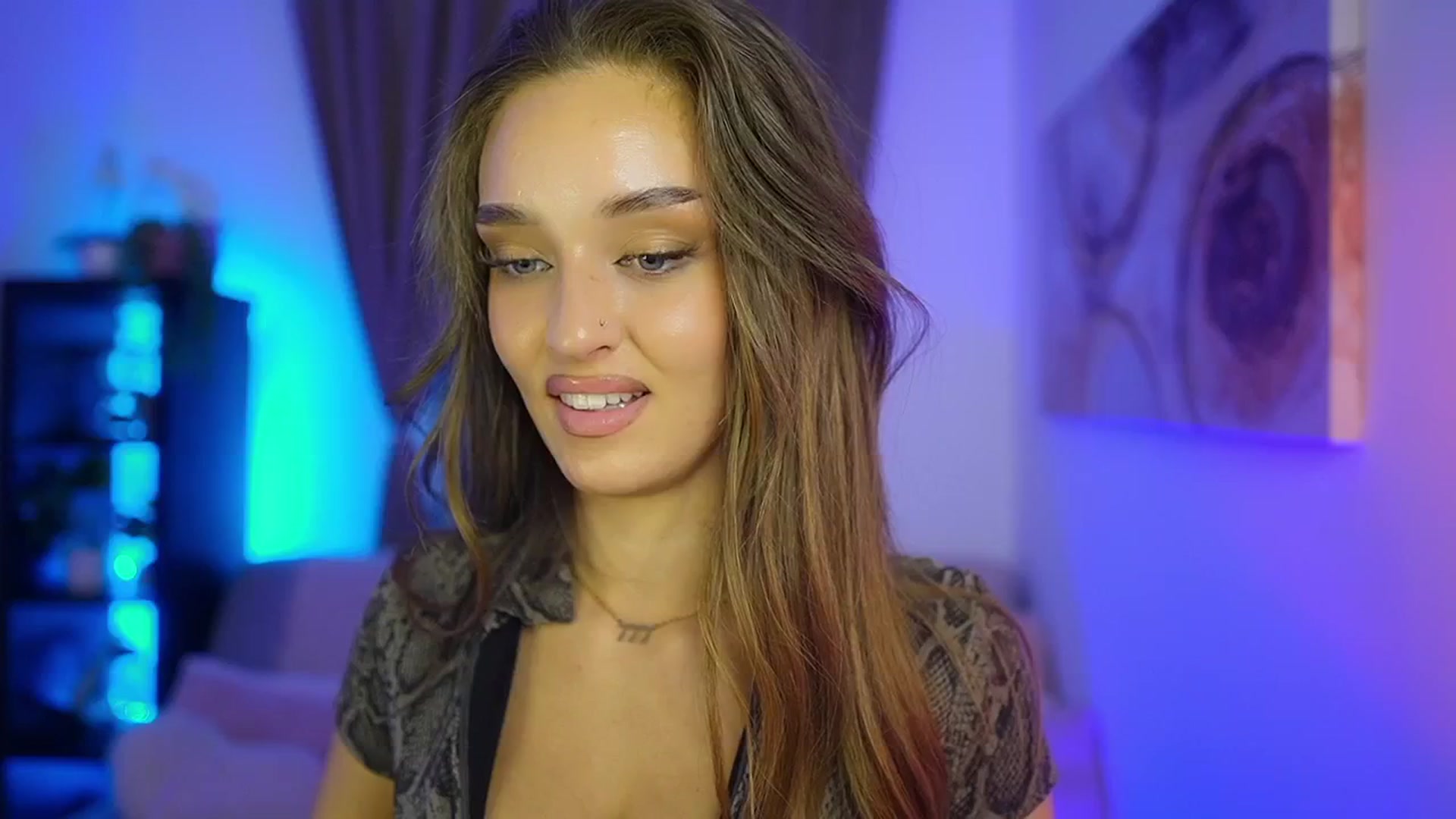 Gallery image thumbnail from Clara_Mia's myfreecams stream on, 10/24/2025, 22:50 image 1 of 20