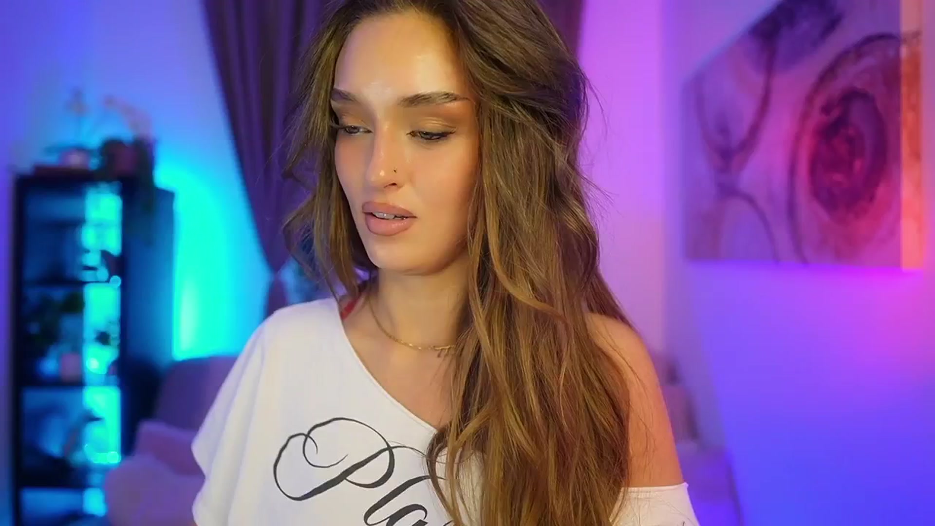 Gallery image thumbnail from Clara_Mia's myfreecams stream on, 10/26/2025, 20:33 image 1 of 20