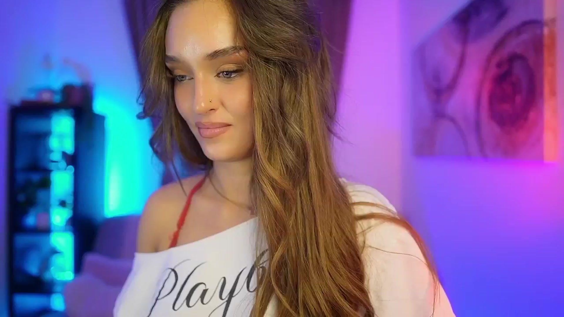 Gallery image thumbnail from Clara_Mia's myfreecams stream on, 10/26/2025, 20:33 image 14 of 20