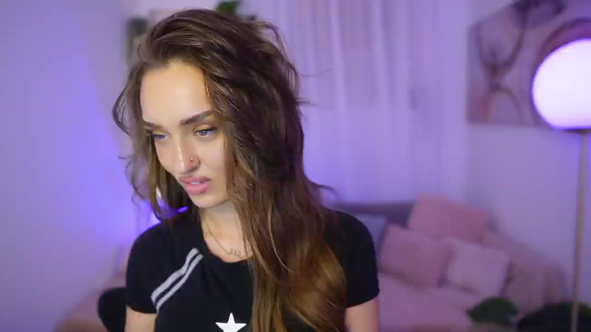 Gallery image thumbnail from Clara_Mia's myfreecams stream on, 11/21/2025, 23:50 image 5 of 20