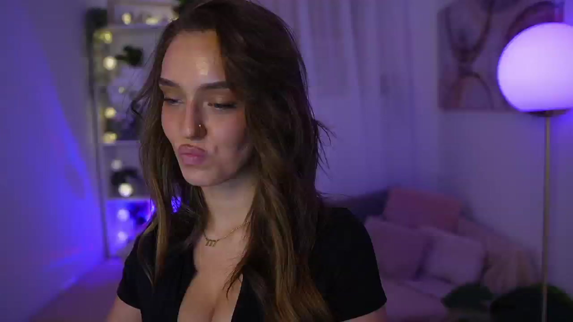 Gallery image thumbnail from Clara_Mia's myfreecams stream on, 11/22/2025, 23:55 image 12 of 20