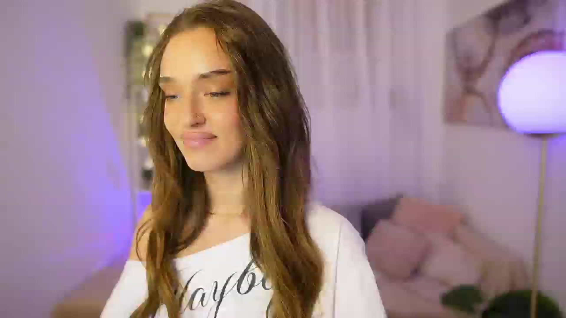 Gallery image thumbnail from Clara_Mia's myfreecams stream on, 11/24/2025, 24:06 image 4 of 20