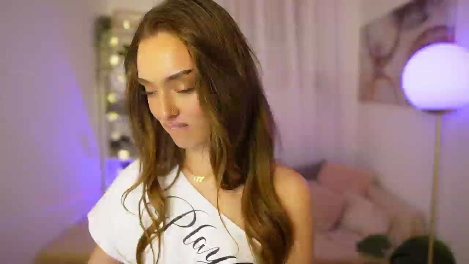 Gallery image thumbnail from Clara_Mia's myfreecams stream on, 11/24/2025, 24:06 image 14 of 20