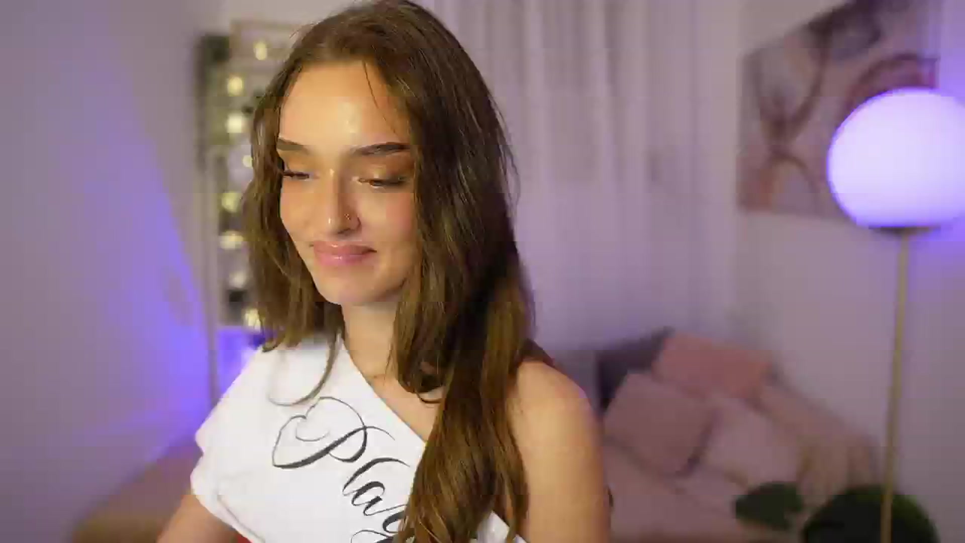 Gallery image thumbnail from Clara_Mia's myfreecams stream on, 11/24/2025, 24:06 image 11 of 20