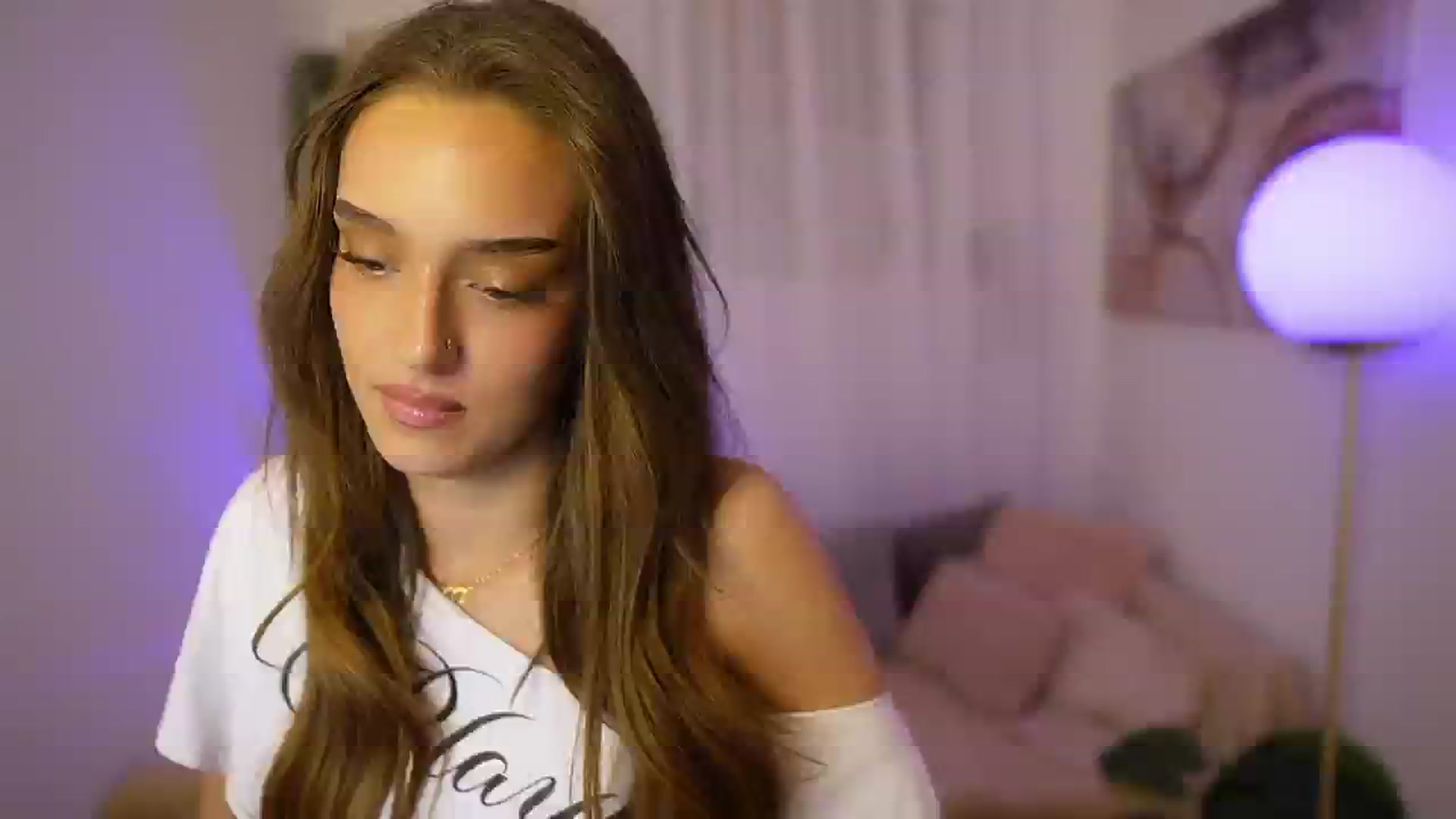 Gallery image thumbnail from Clara_Mia's myfreecams stream on, 11/24/2025, 01:49 image 1 of 20