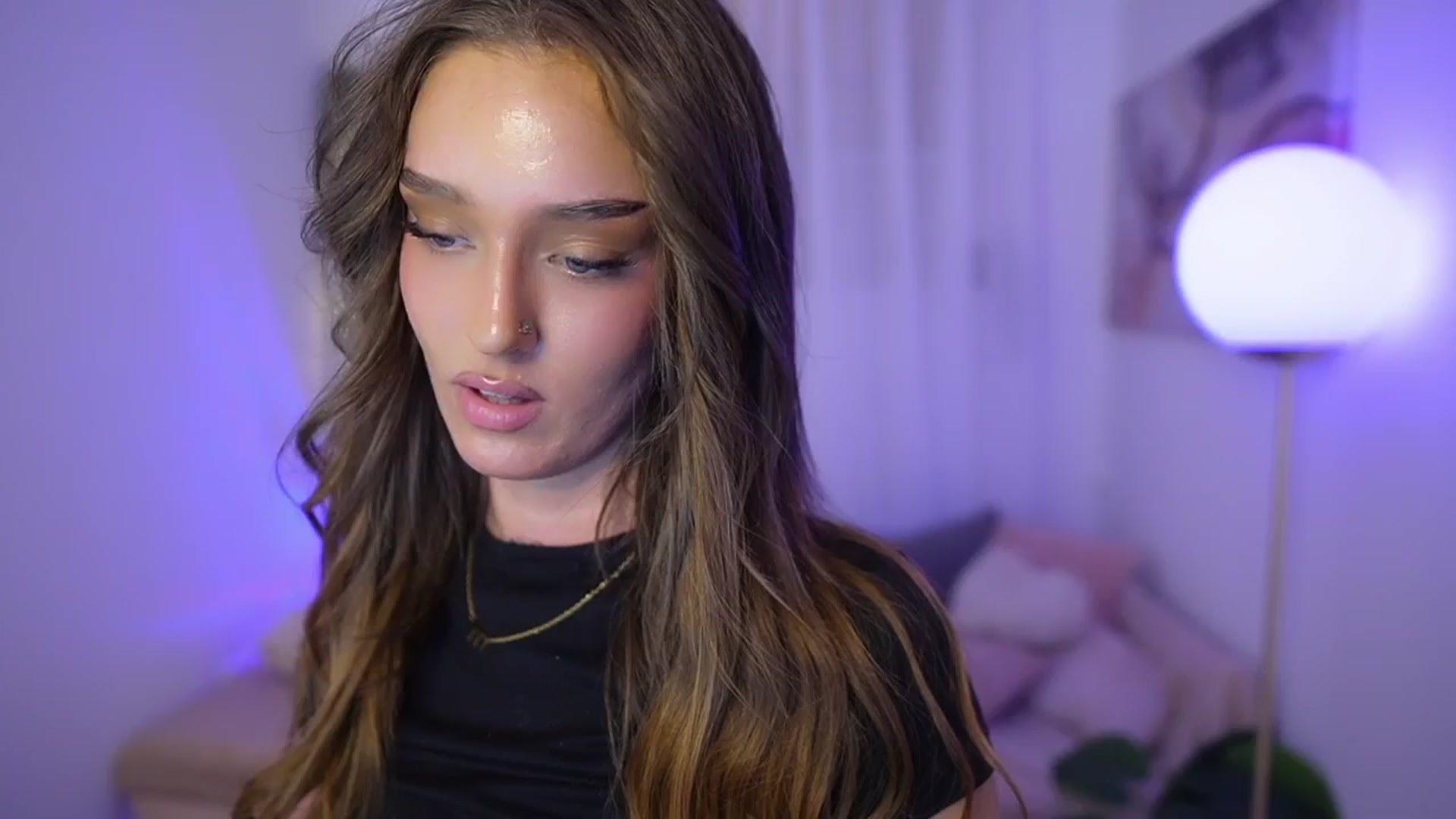 Gallery image thumbnail from Clara_Mia's myfreecams stream on, 11/30/2025, 21:36 image 5 of 20