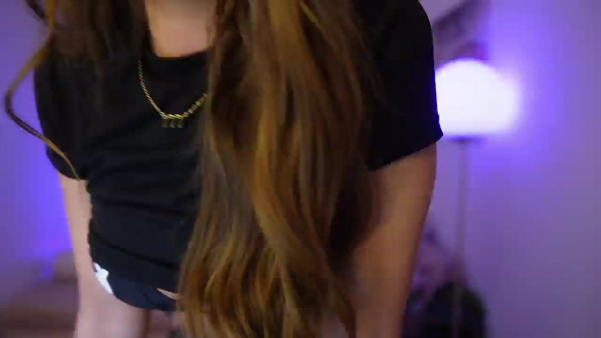 Gallery image thumbnail from Clara_Mia's myfreecams stream on, 12/01/2025, 03:12 image 14 of 20