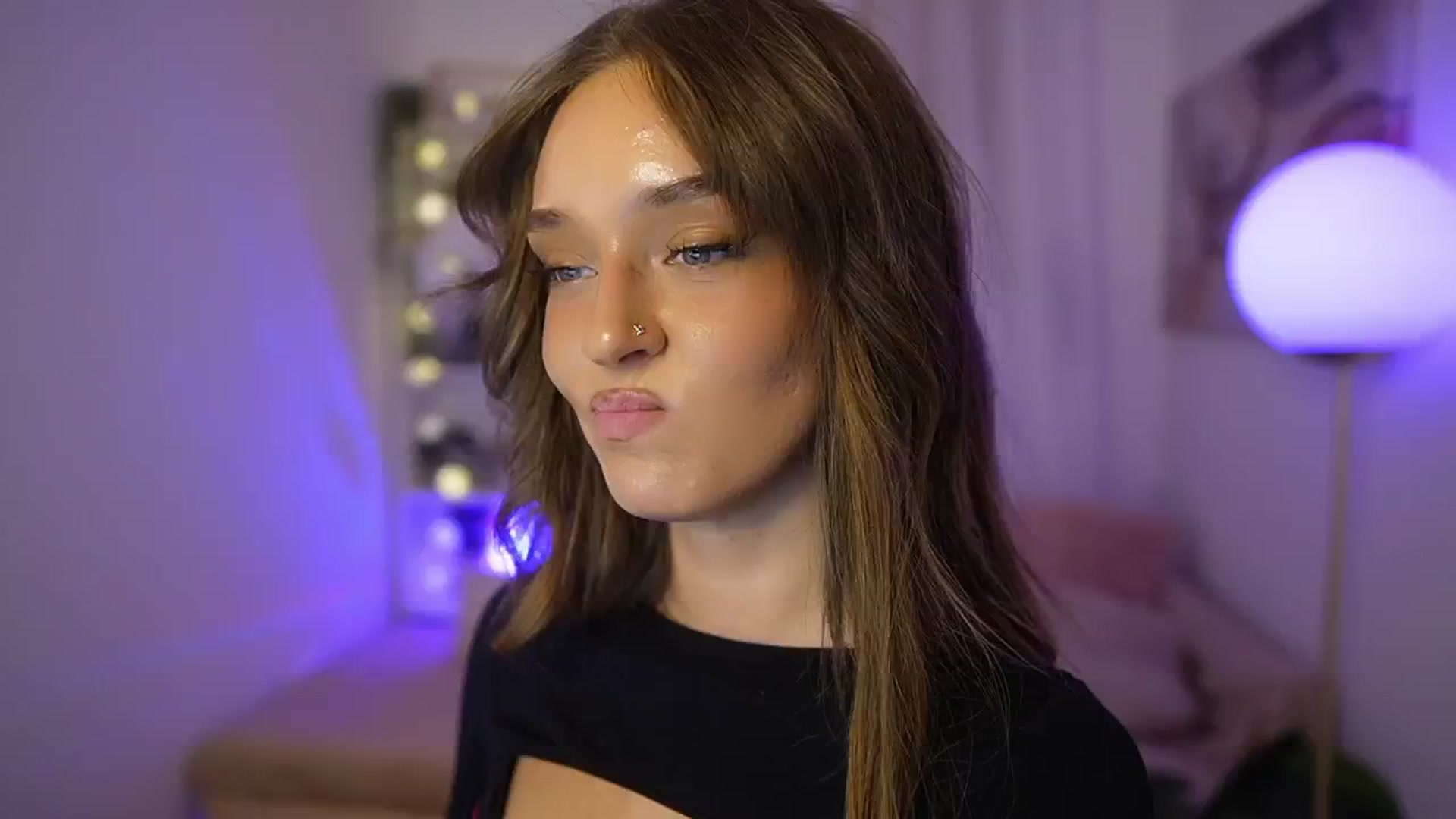 Gallery image thumbnail from Clara_Mia's myfreecams stream on, 12/01/2025, 20:57 image 12 of 20