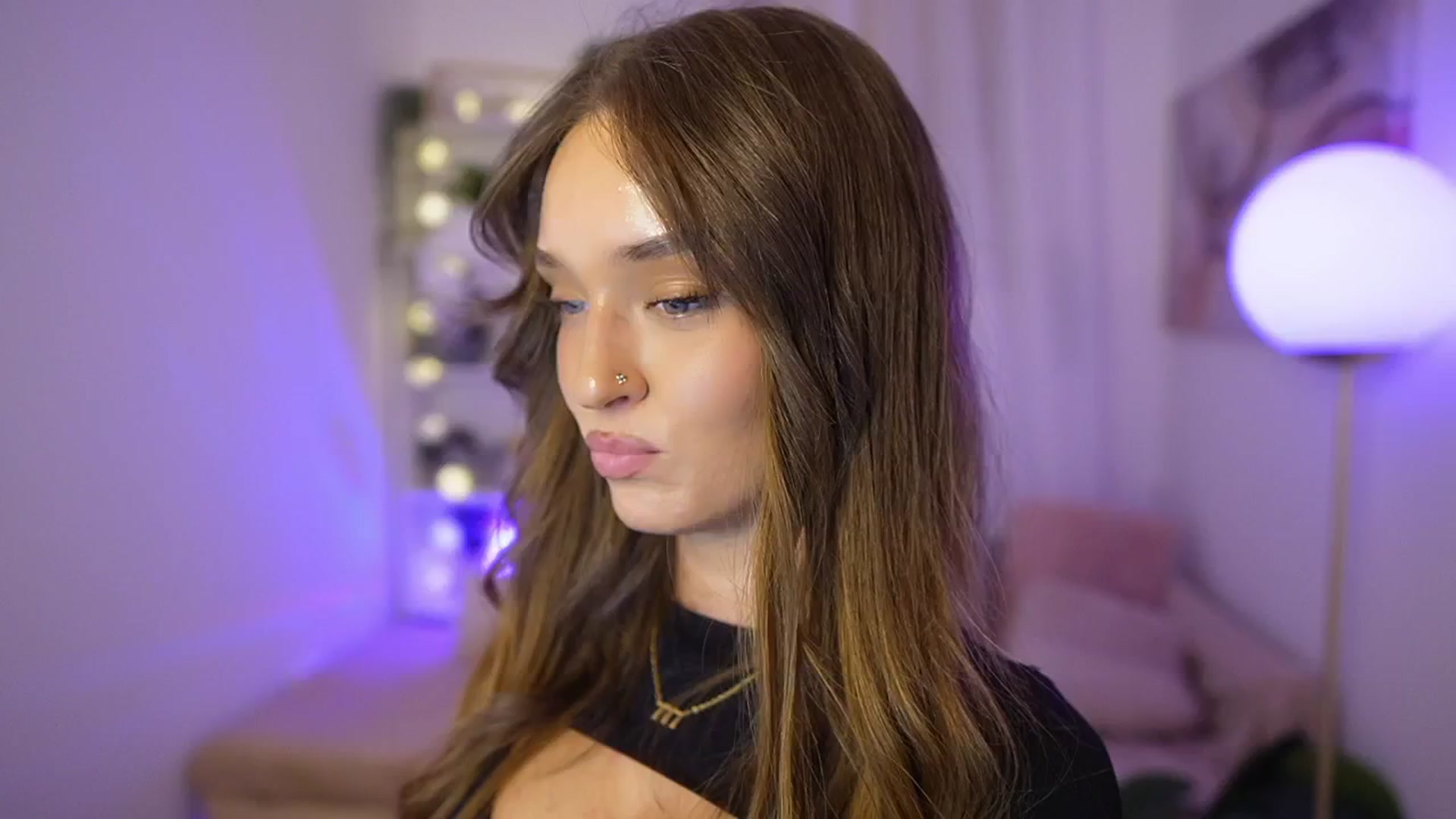 Gallery image thumbnail from Clara_Mia's myfreecams stream on, 12/01/2025, 20:57 image 7 of 20