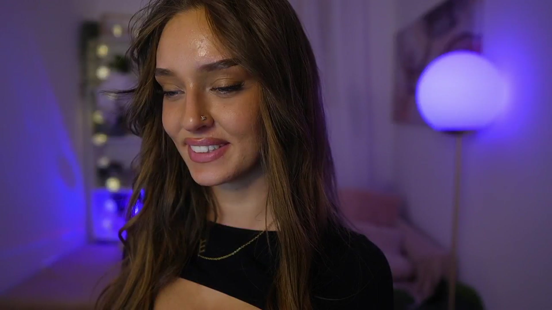 Gallery image thumbnail from Clara_Mia's myfreecams stream on, 12/02/2025, 02:13 image 14 of 20