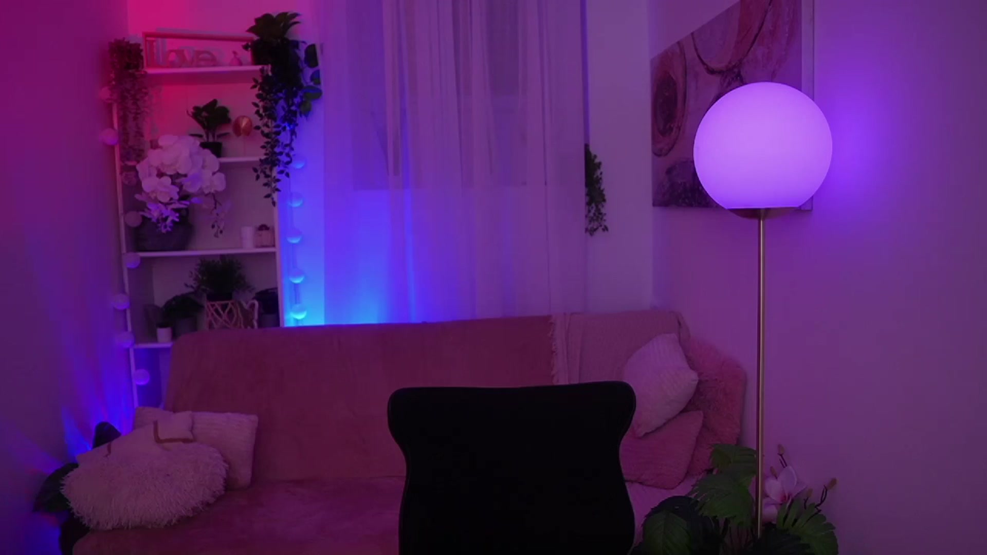 Gallery image thumbnail from Clara_Mia's myfreecams stream on, 12/13/2025, 23:11 image 15 of 20