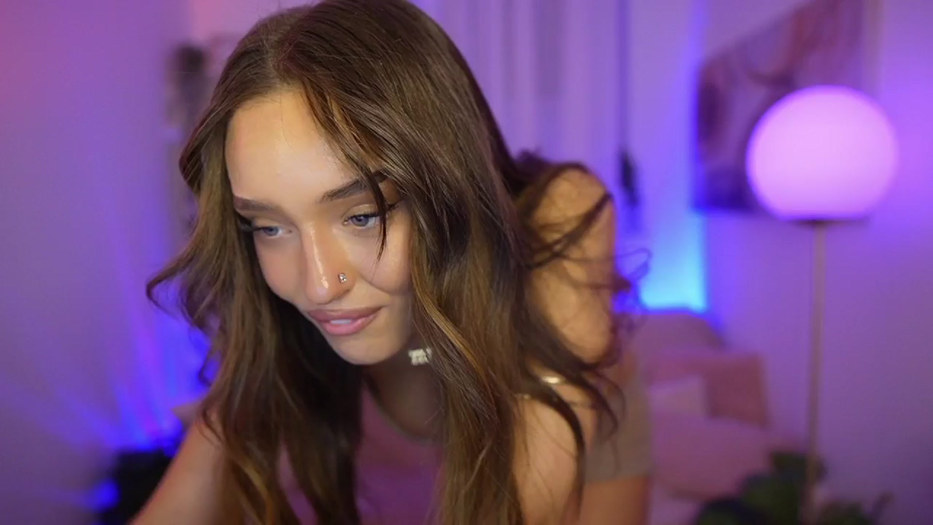 Gallery image thumbnail from Clara_Mia's myfreecams stream on, 12/22/2025, 19:55 image 1 of 20