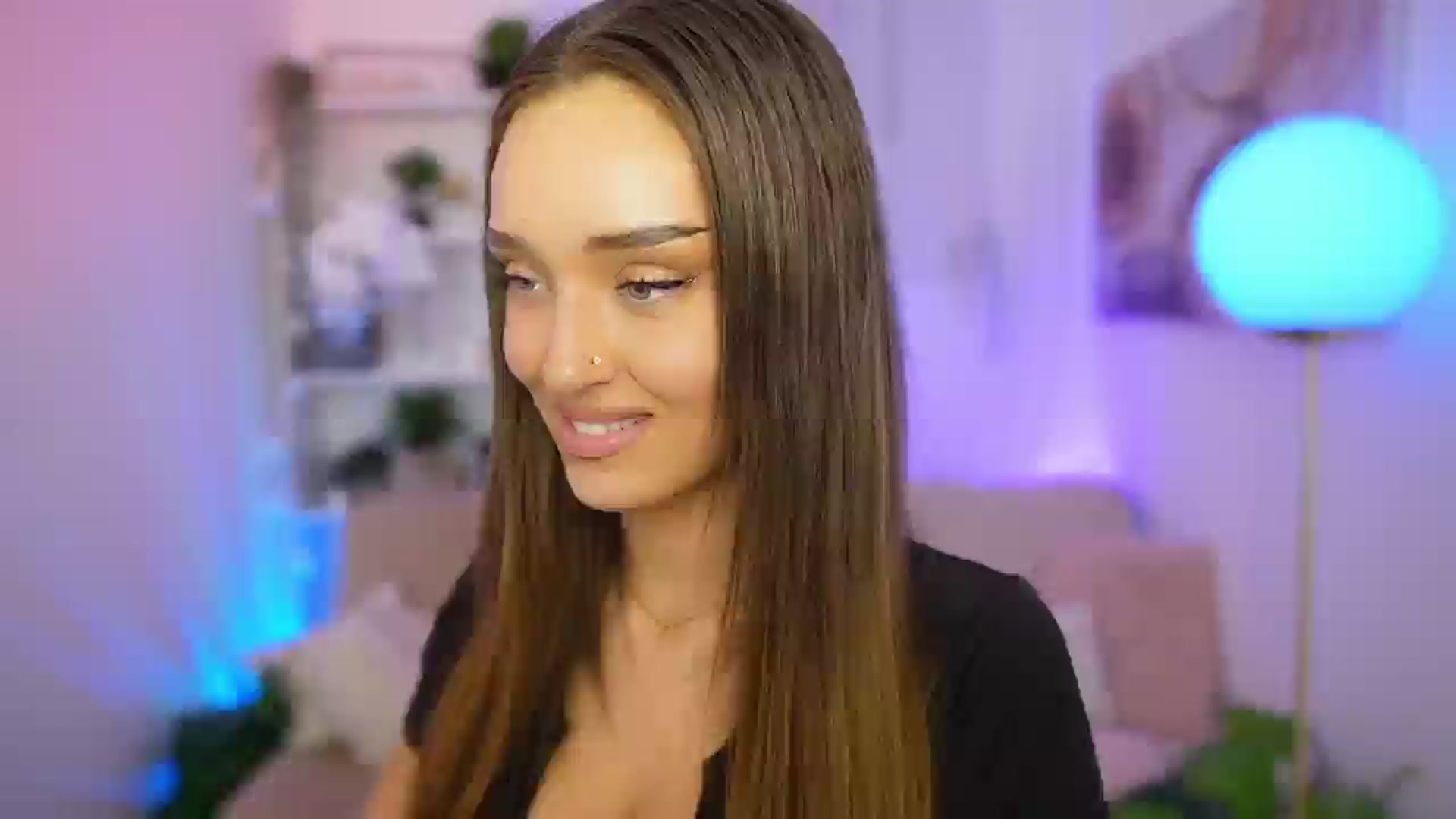 Gallery image thumbnail from Clara_Mia's myfreecams stream on, 12/30/2025, 23:48 image 11 of 20
