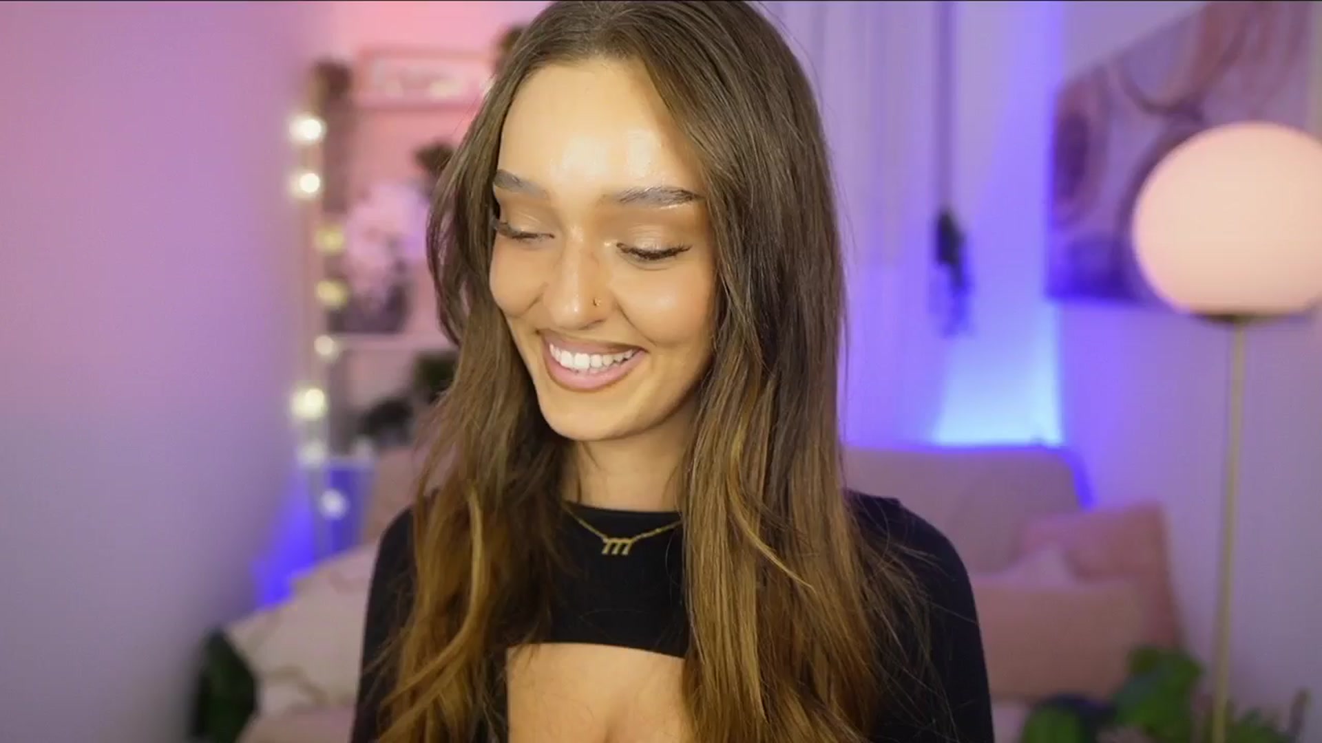Gallery image thumbnail from Clara_Mia's myfreecams stream on, 01/16/2026, 22:24 image 19 of 20