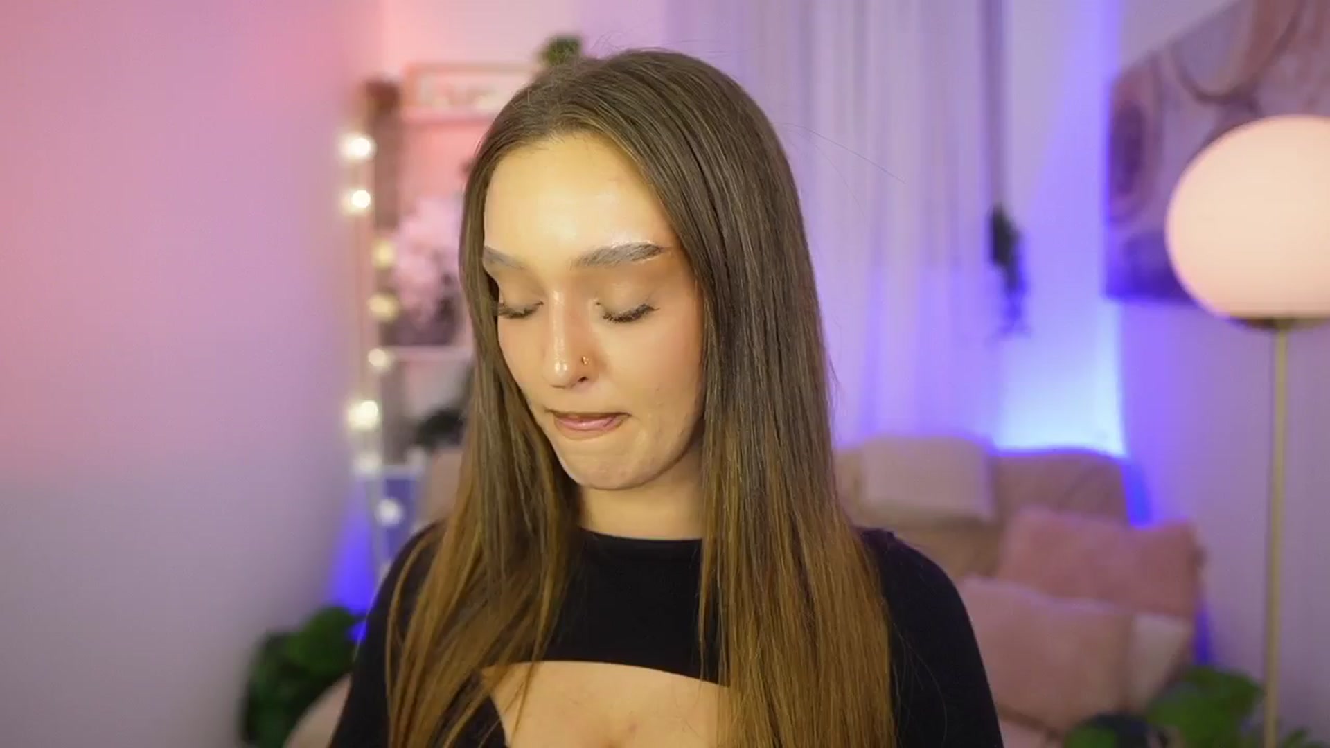 Gallery image thumbnail from Clara_Mia's myfreecams stream on, 01/26/2026, 20:34 image 5 of 20