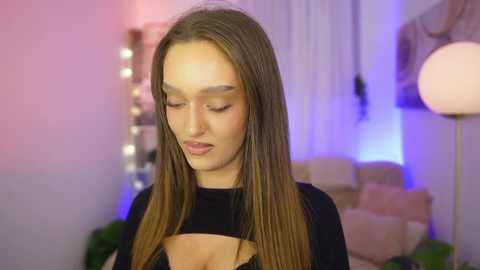 Gallery image thumbnail from Clara_Mia's myfreecams stream on, 01/26/2026, 20:59 image 16 of 20