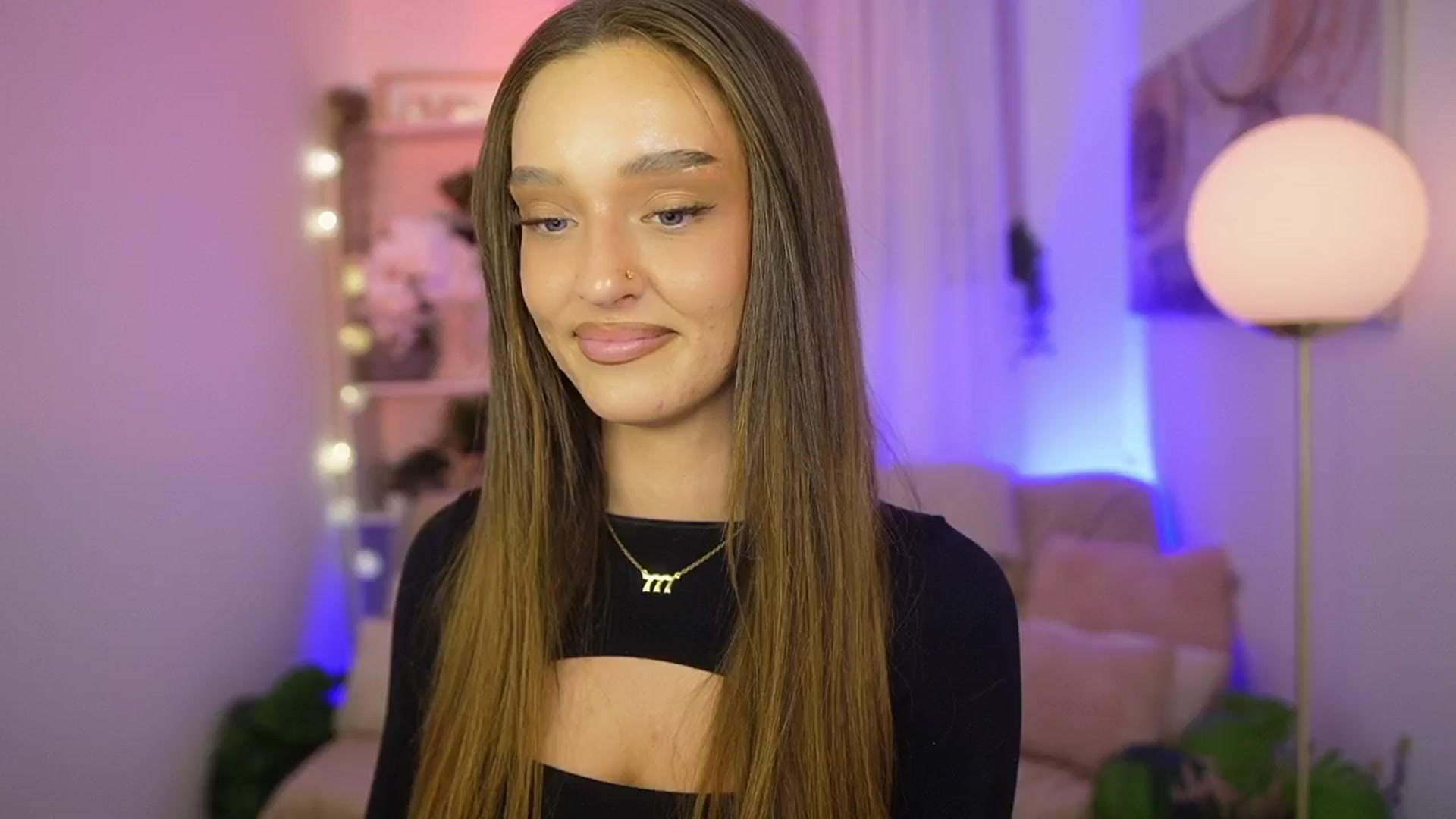 Gallery image thumbnail from Clara_Mia's myfreecams stream on, 01/27/2026, 24:22 image 12 of 20