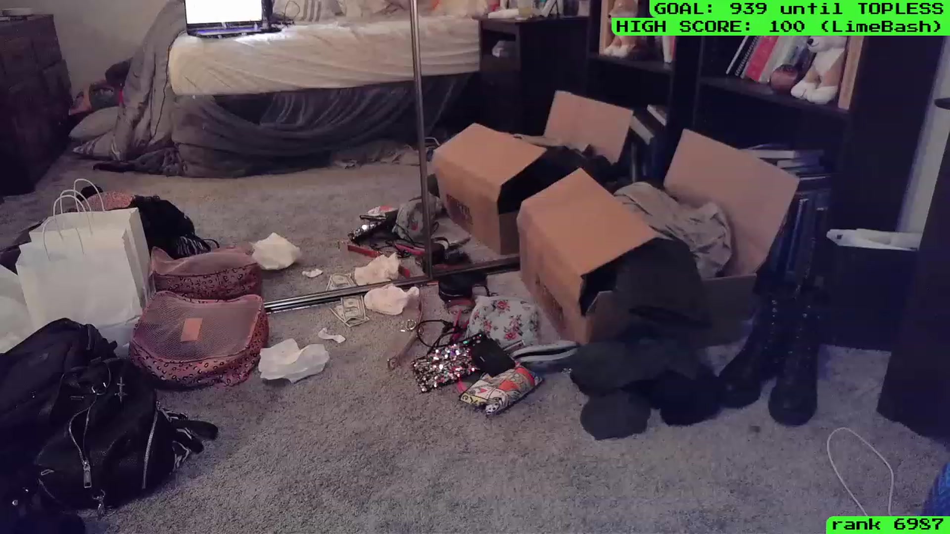 Gallery image thumbnail from ClarissaCreep's myfreecams stream on, 05/07/2023, 07:13 image 4 of 20