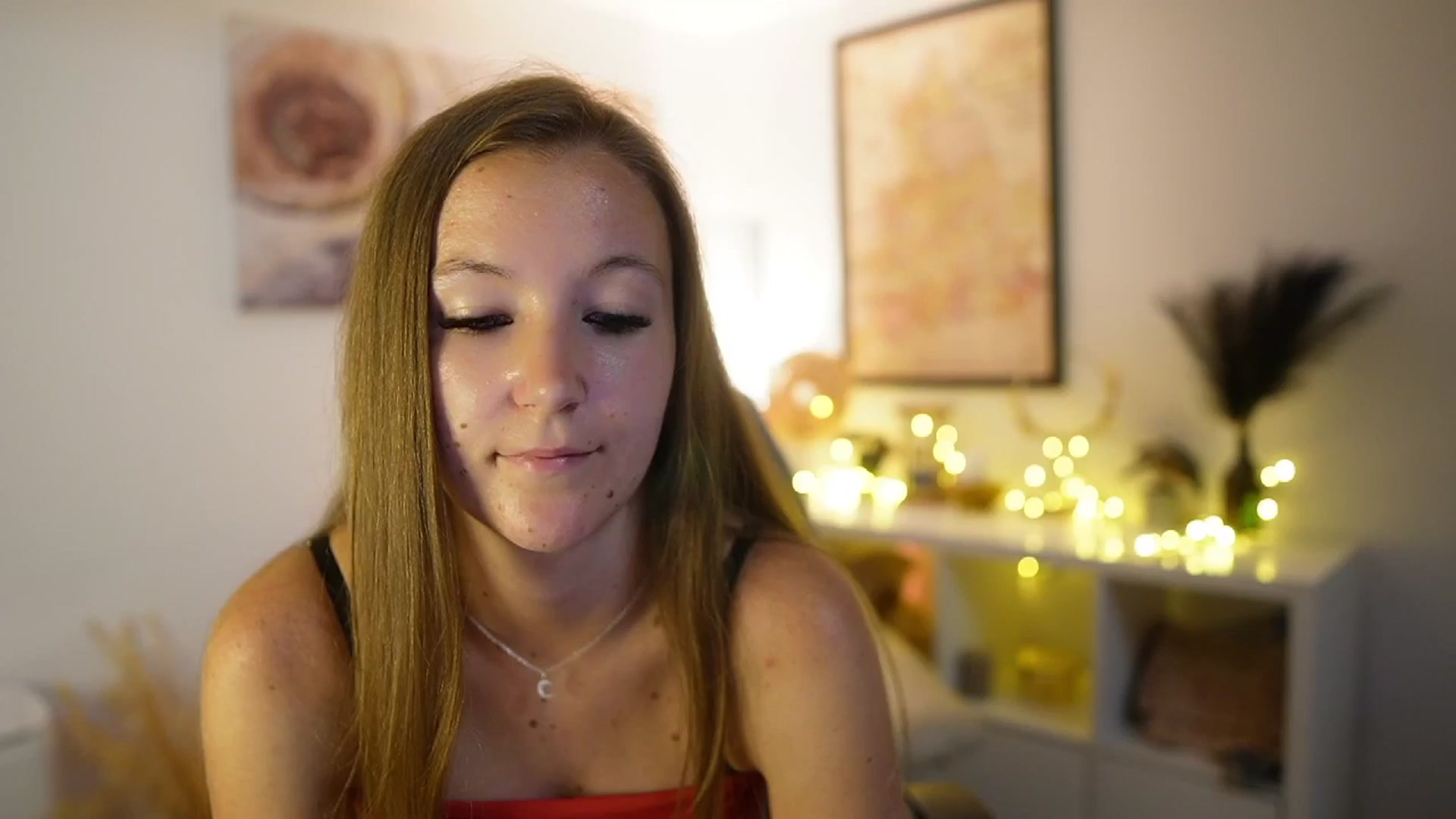Gallery image thumbnail from Clarra_Sweet's myfreecams stream on, 06/23/2025, 15:09 image 18 of 20