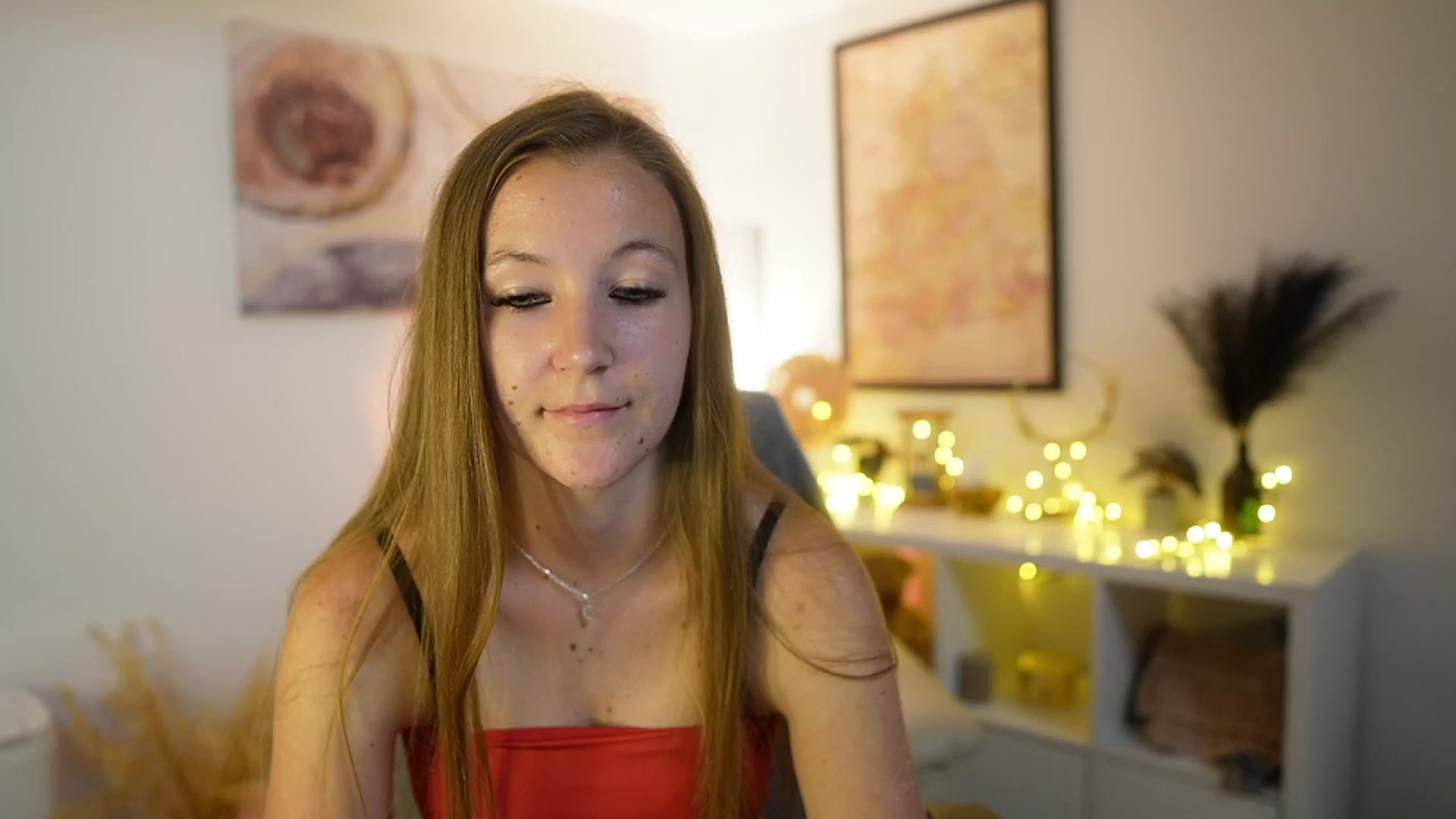 Gallery image thumbnail from Clarra_Sweet's myfreecams stream on, 06/23/2025, 15:09 image 3 of 20