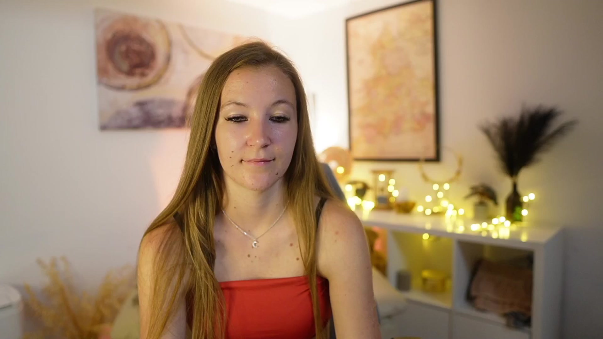 Gallery image thumbnail from Clarra_Sweet's myfreecams stream on, 06/23/2025, 15:09 image 8 of 20