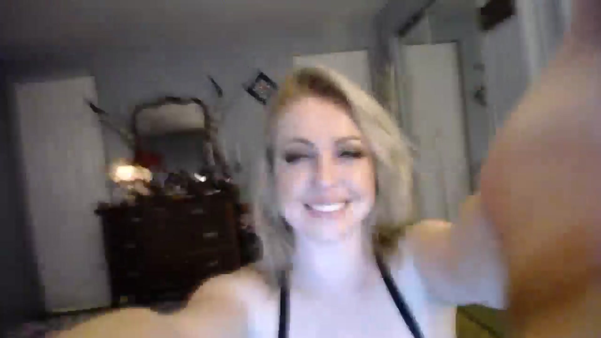 Gallery image thumbnail from Classic_Daisy's myfreecams stream on, 09/23/2024, 24:01 image 13 of 20