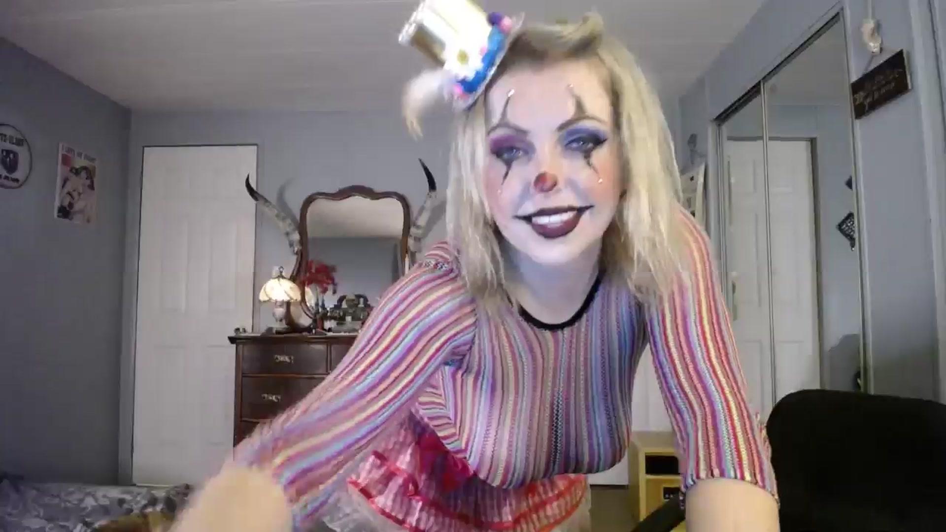Gallery image thumbnail from Classic_Daisy's myfreecams stream on, 10/31/2024, 22:54 image 3 of 20