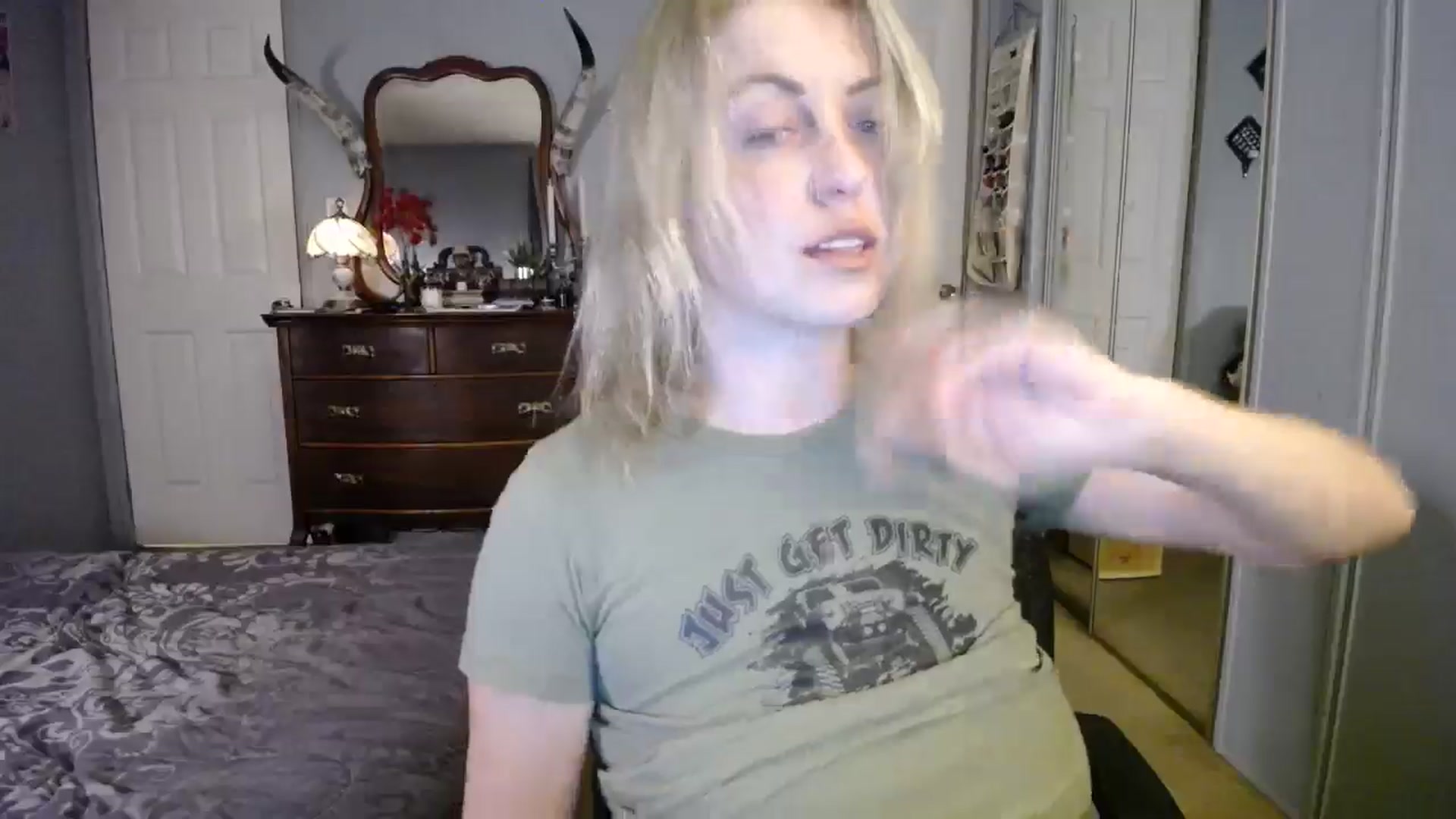 Gallery image thumbnail from Classic_Daisy's myfreecams stream on, 11/01/2024, 23:23 image 9 of 20