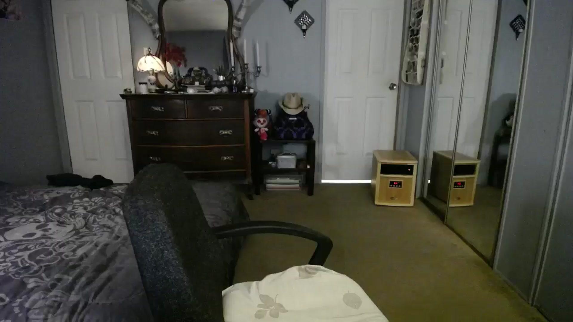 Gallery image thumbnail from Classic_Daisy's myfreecams stream on, 11/14/2024, 20:49 image 20 of 20