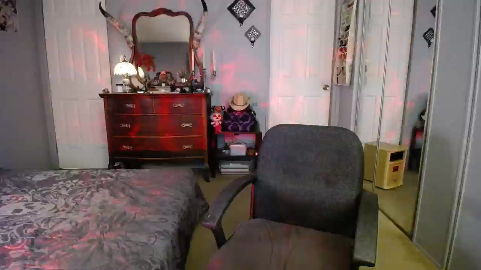 Gallery image thumbnail from Classic_Daisy's myfreecams stream on, 11/16/2024, 19:43 image 8 of 20