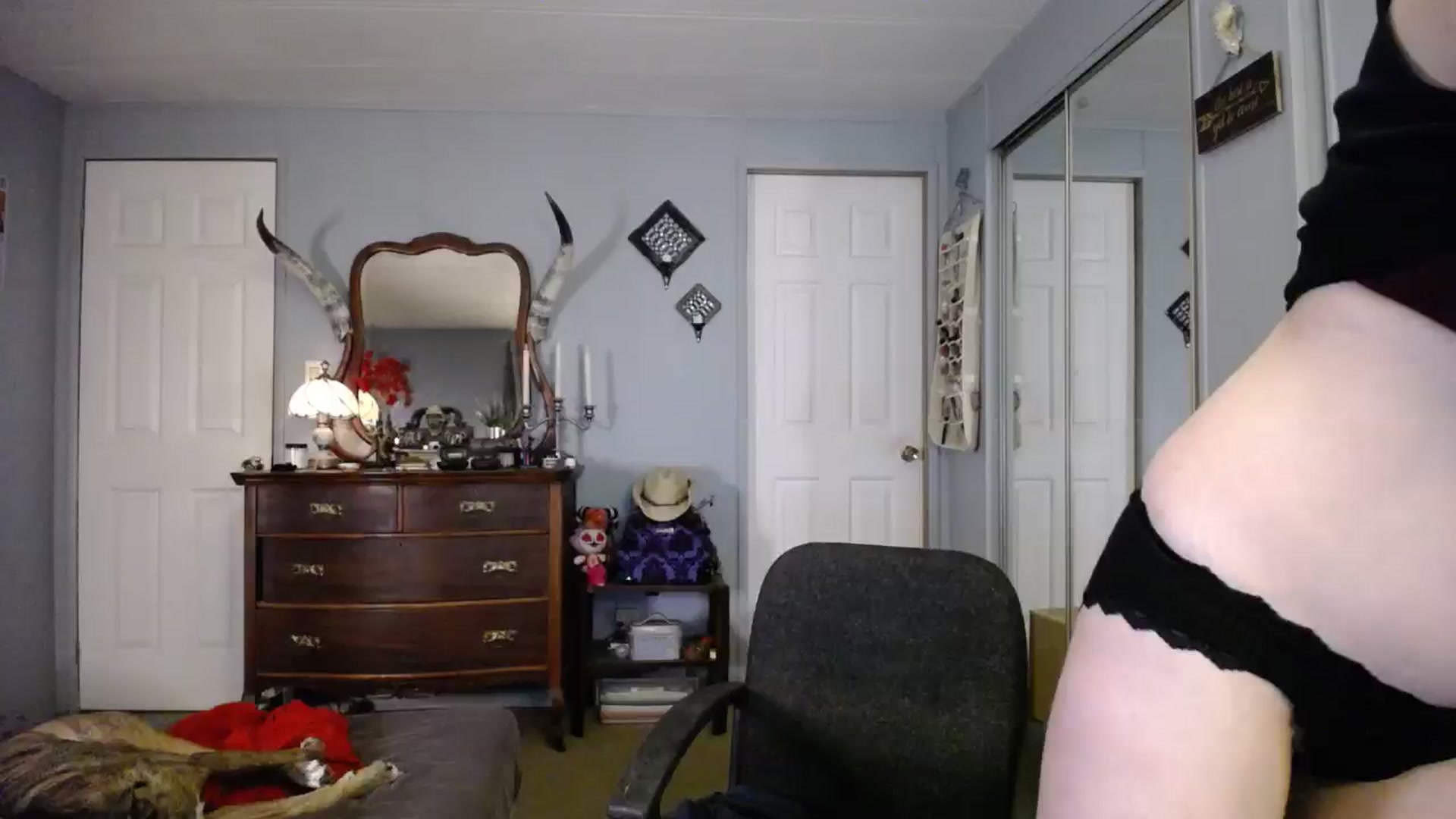 Gallery image thumbnail from Classic_Daisy's myfreecams stream on, 11/28/2024, 24:42 image 1 of 20