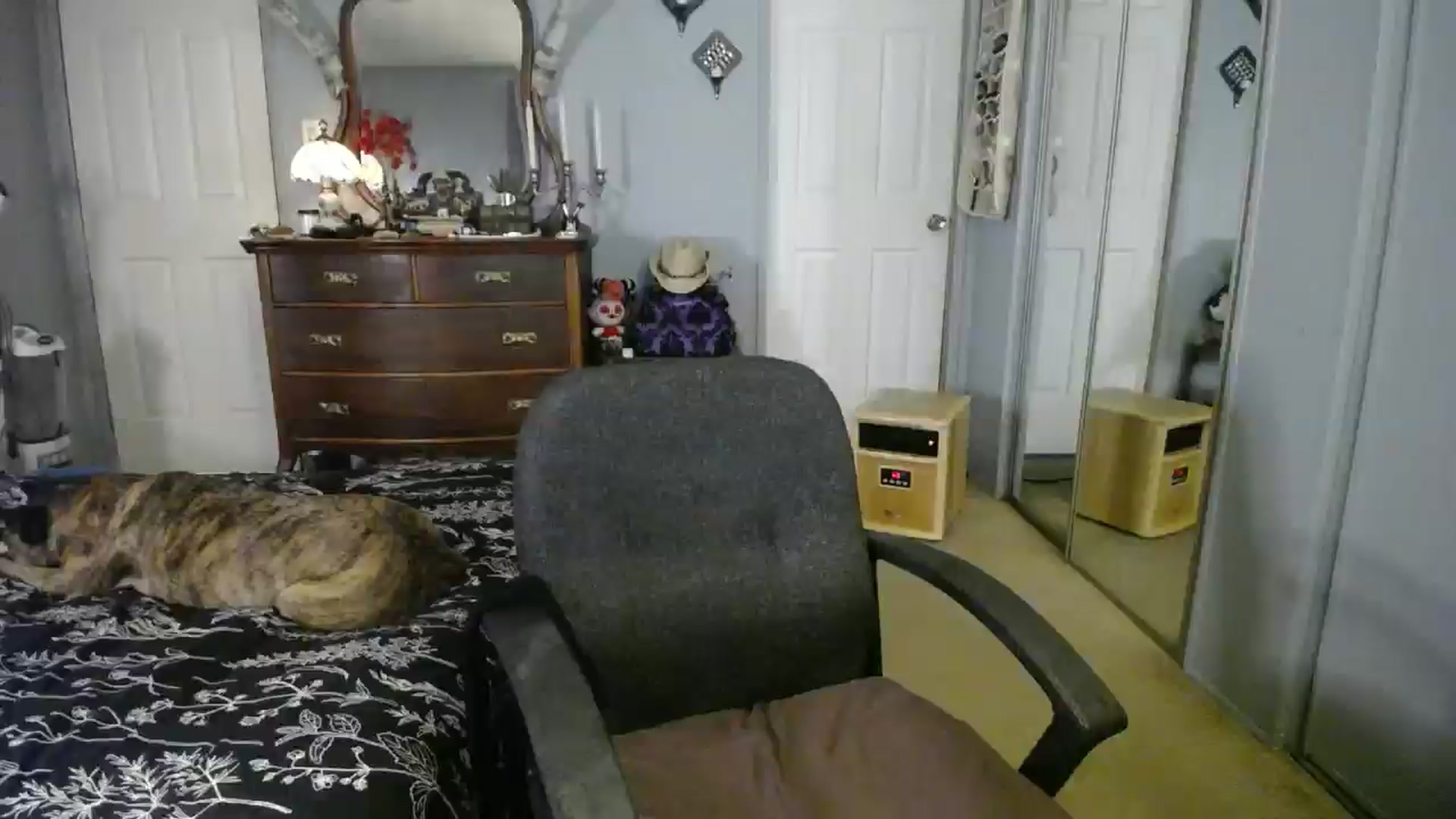 Gallery image thumbnail from Classic_Daisy's myfreecams stream on, 12/04/2024, 21:59 image 8 of 20