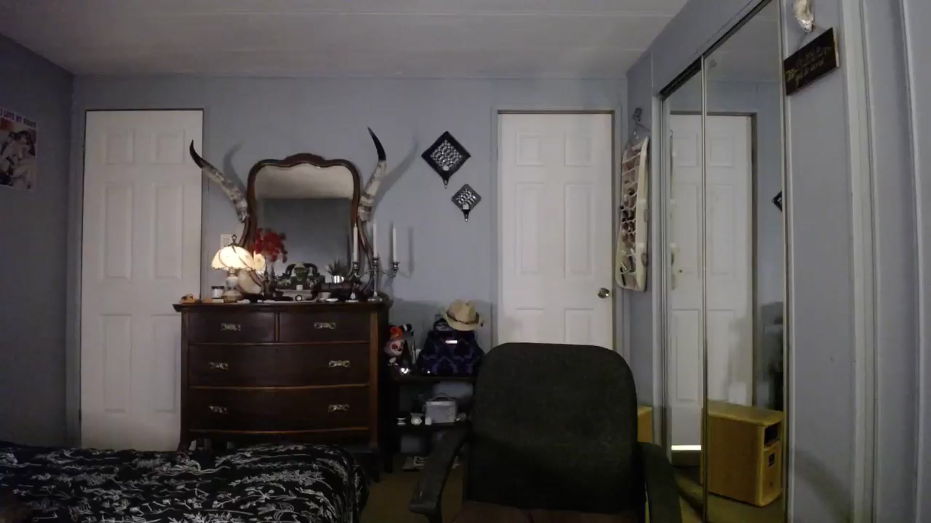 Gallery image thumbnail from Classic_Daisy's myfreecams stream on, 12/15/2024, 02:09 image 4 of 20
