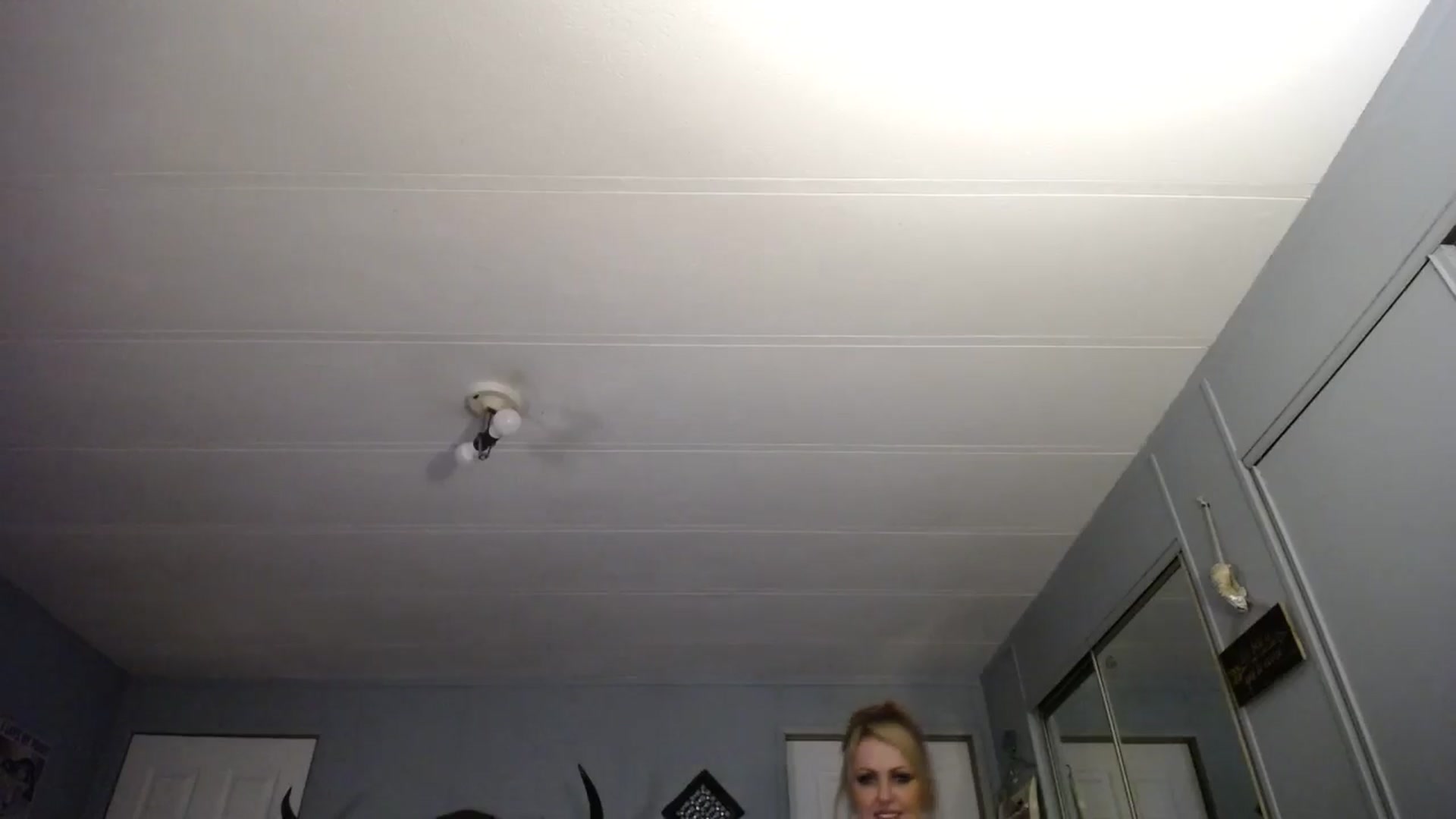 Gallery image thumbnail from Classic_Daisy's myfreecams stream on, 12/22/2024, 24:40 image 15 of 20