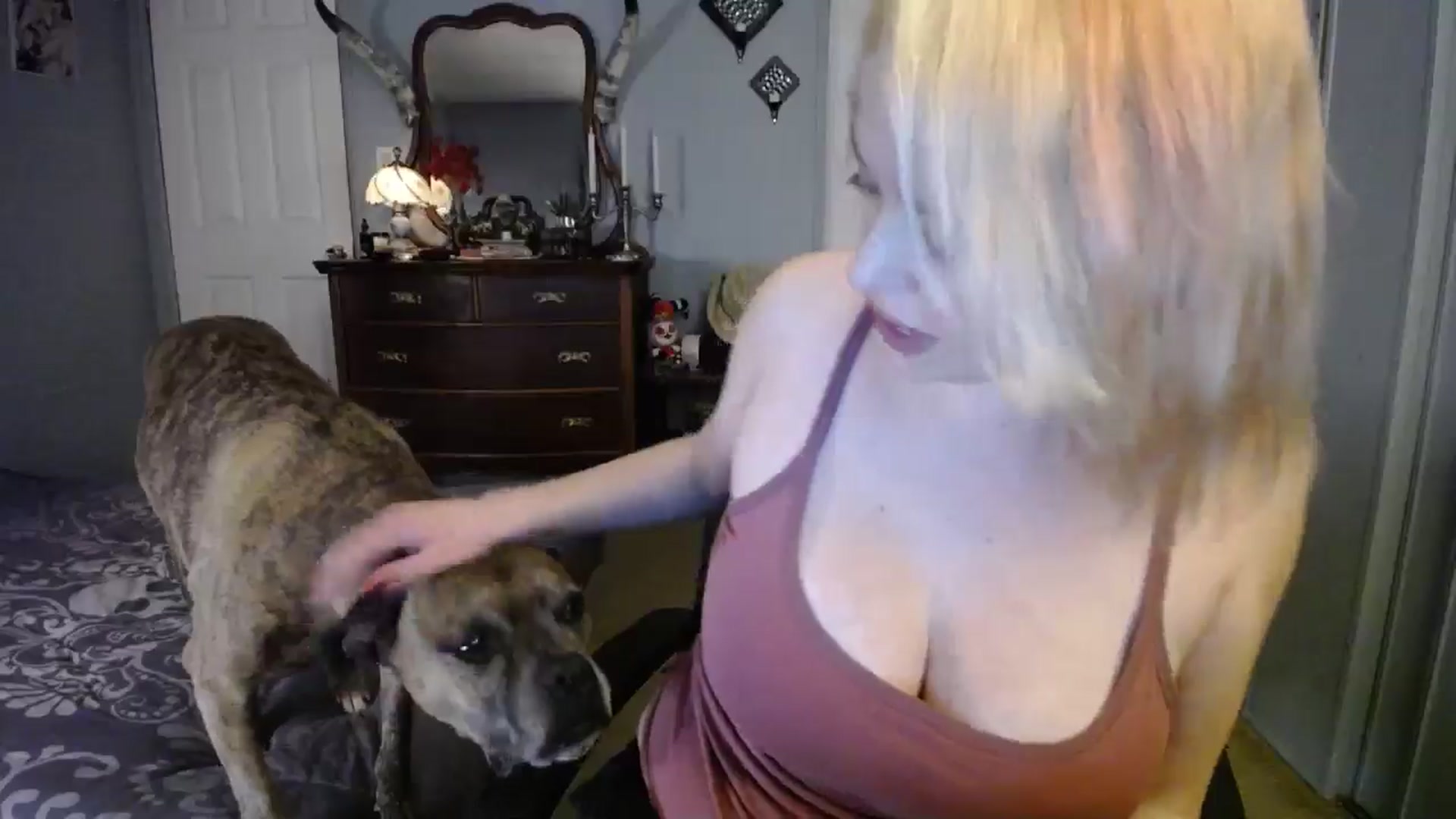 Gallery image thumbnail from Classic_Daisy's myfreecams stream on, 12/31/2024, 02:37 image 18 of 20