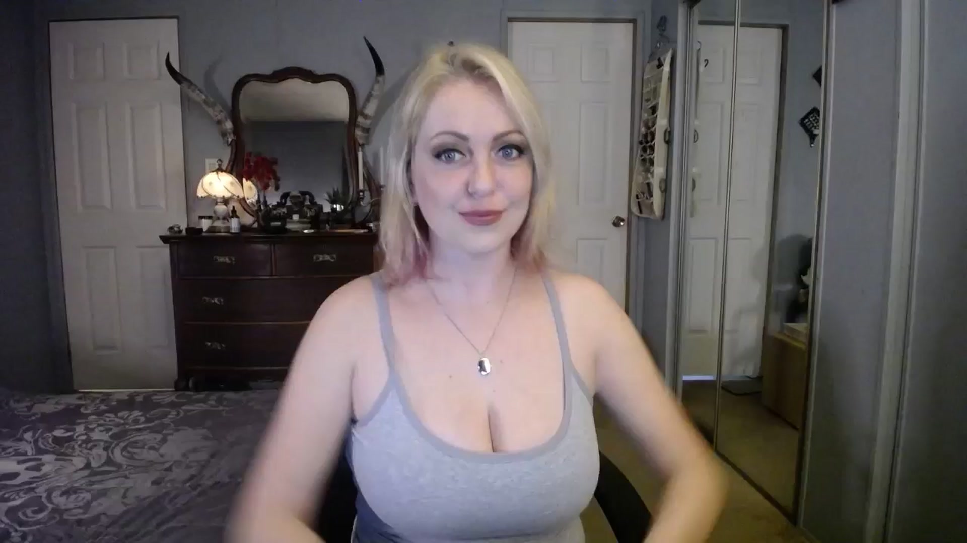 Gallery image thumbnail from Classic_Daisy's myfreecams stream on, 01/16/2025, 20:45 image 14 of 20