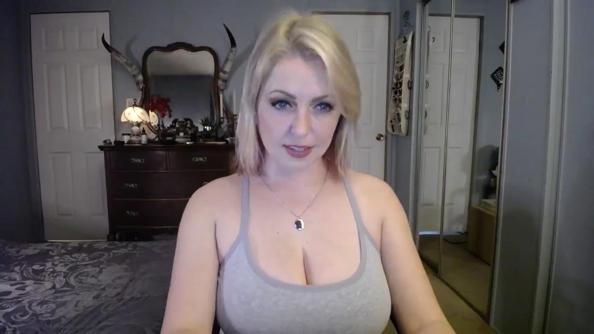 Gallery image thumbnail from Classic_Daisy's myfreecams stream on, 01/16/2025, 20:45 image 16 of 20