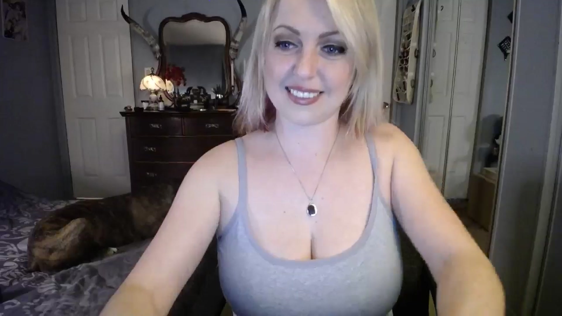 Gallery image thumbnail from Classic_Daisy's myfreecams stream on, 01/16/2025, 21:16 image 11 of 20