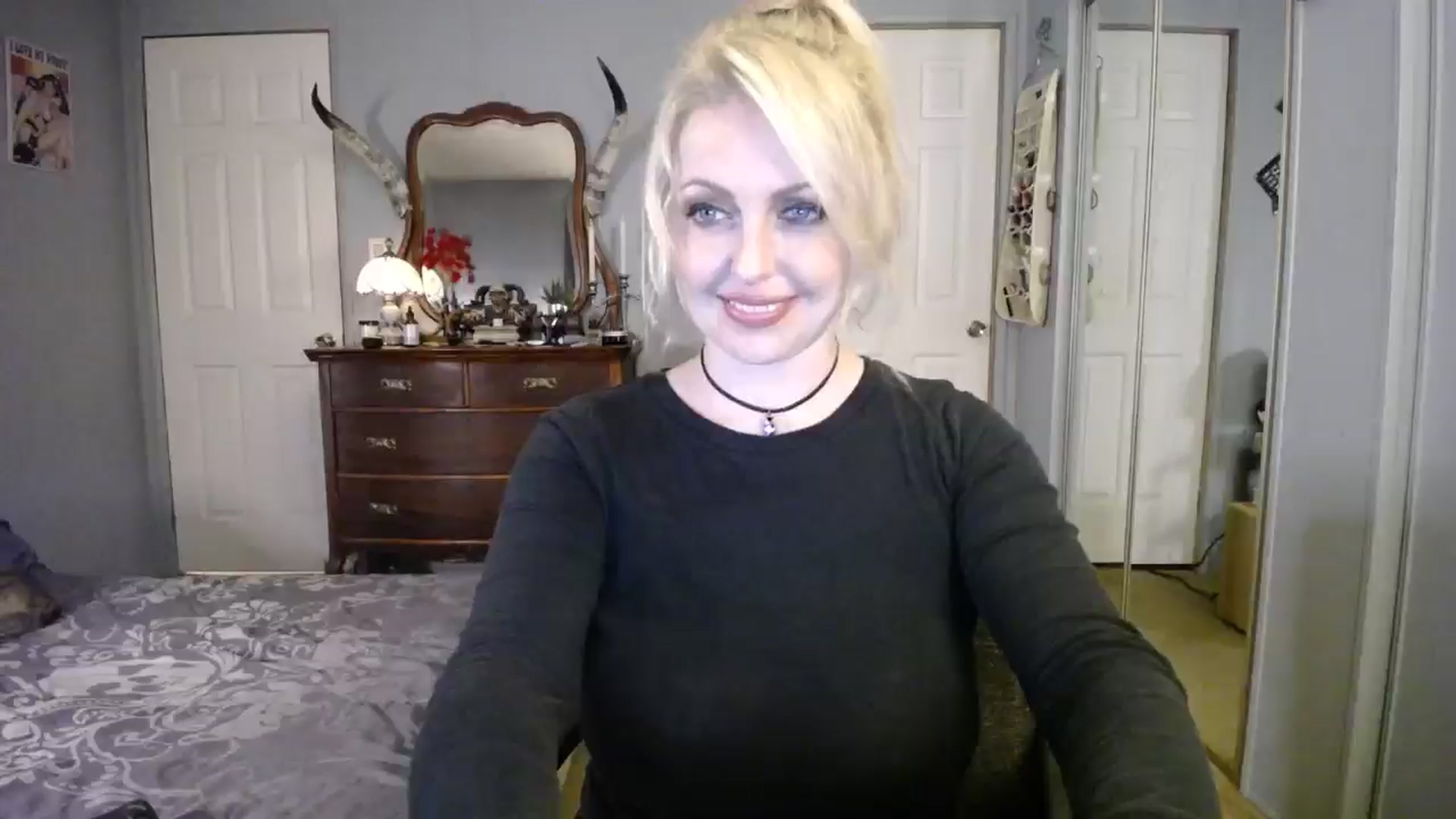 Gallery image thumbnail from Classic_Daisy's myfreecams stream on, 01/18/2025, 03:57 image 8 of 20