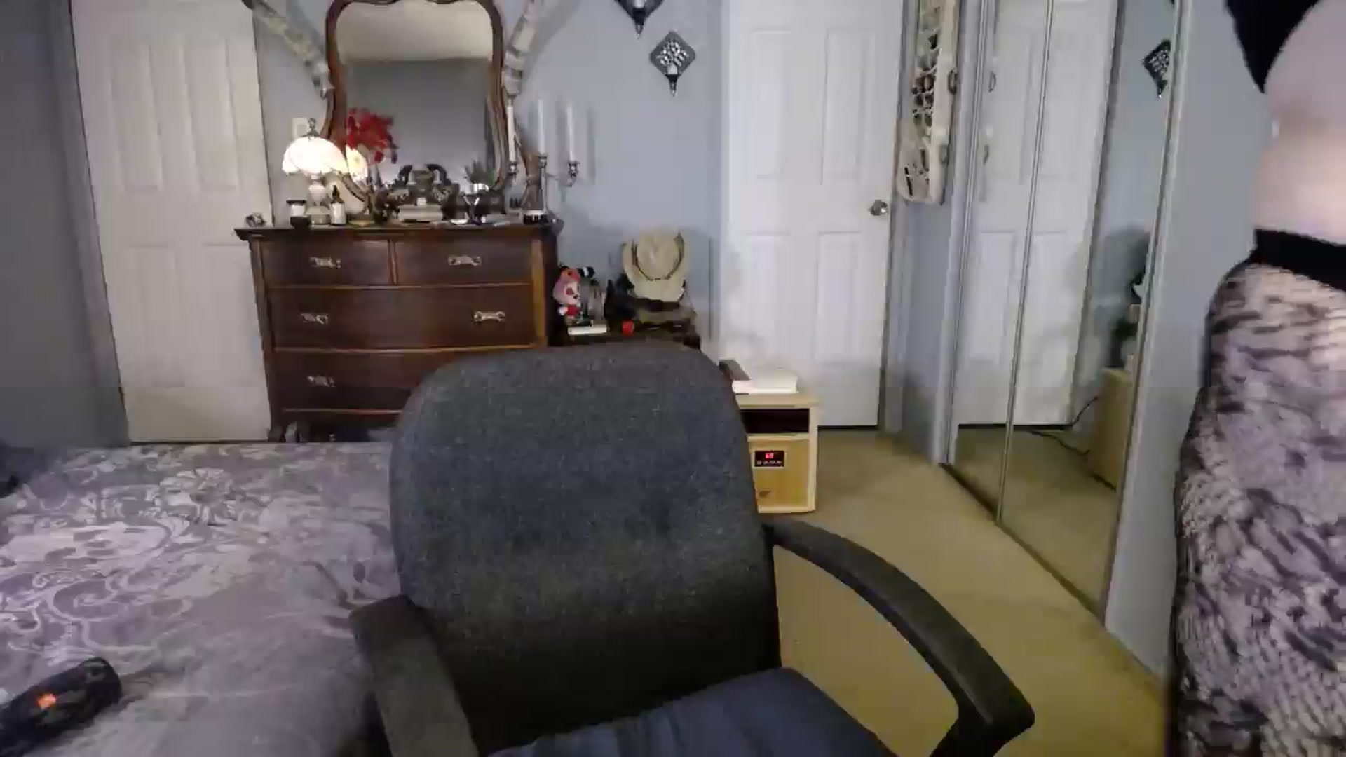 Gallery image thumbnail from Classic_Daisy's myfreecams stream on, 01/18/2025, 03:57 image 12 of 20