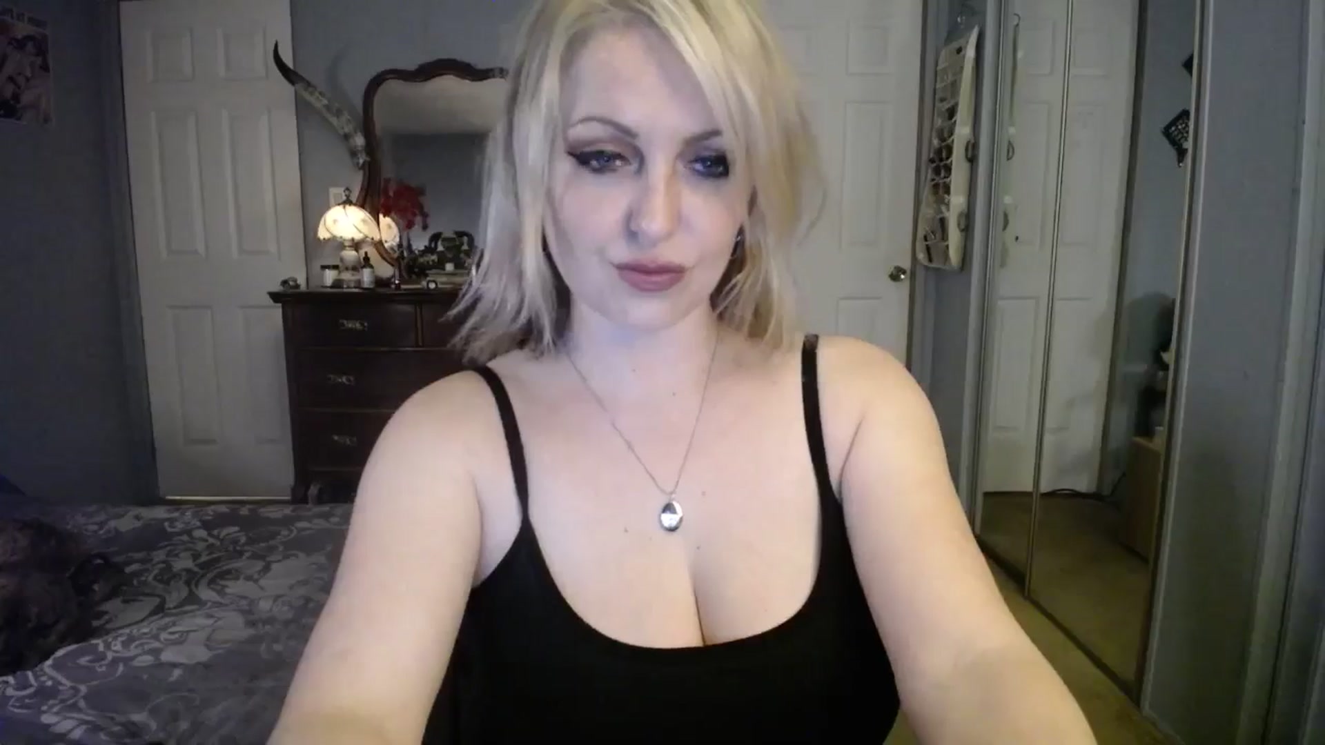 Gallery image thumbnail from Classic_Daisy's myfreecams stream on, 01/19/2025, 01:09 image 13 of 20