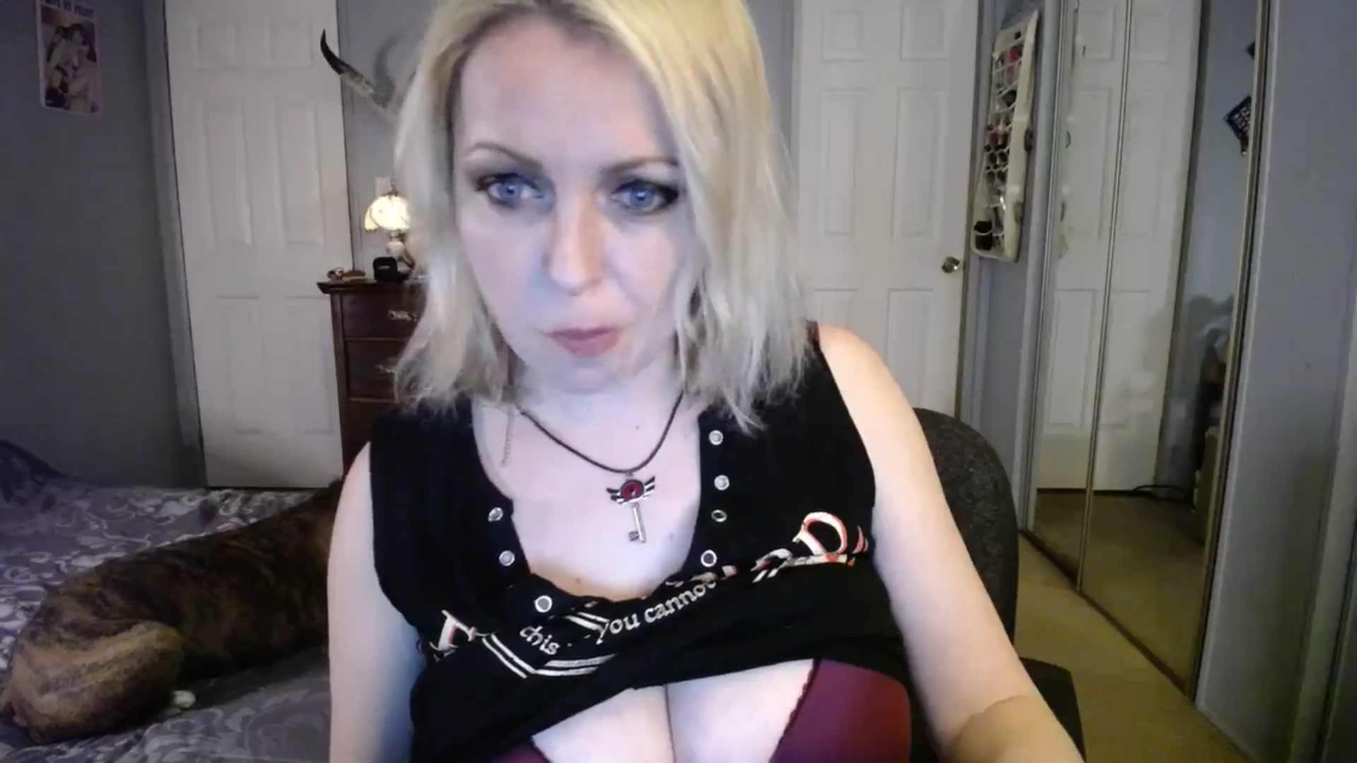 Gallery image thumbnail from Classic_Daisy's myfreecams stream on, 02/19/2025, 24:05 image 4 of 20