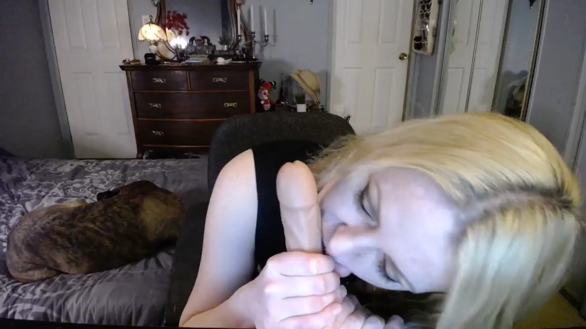 Gallery image thumbnail from Classic_Daisy's myfreecams stream on, 02/19/2025, 24:34 image 6 of 20