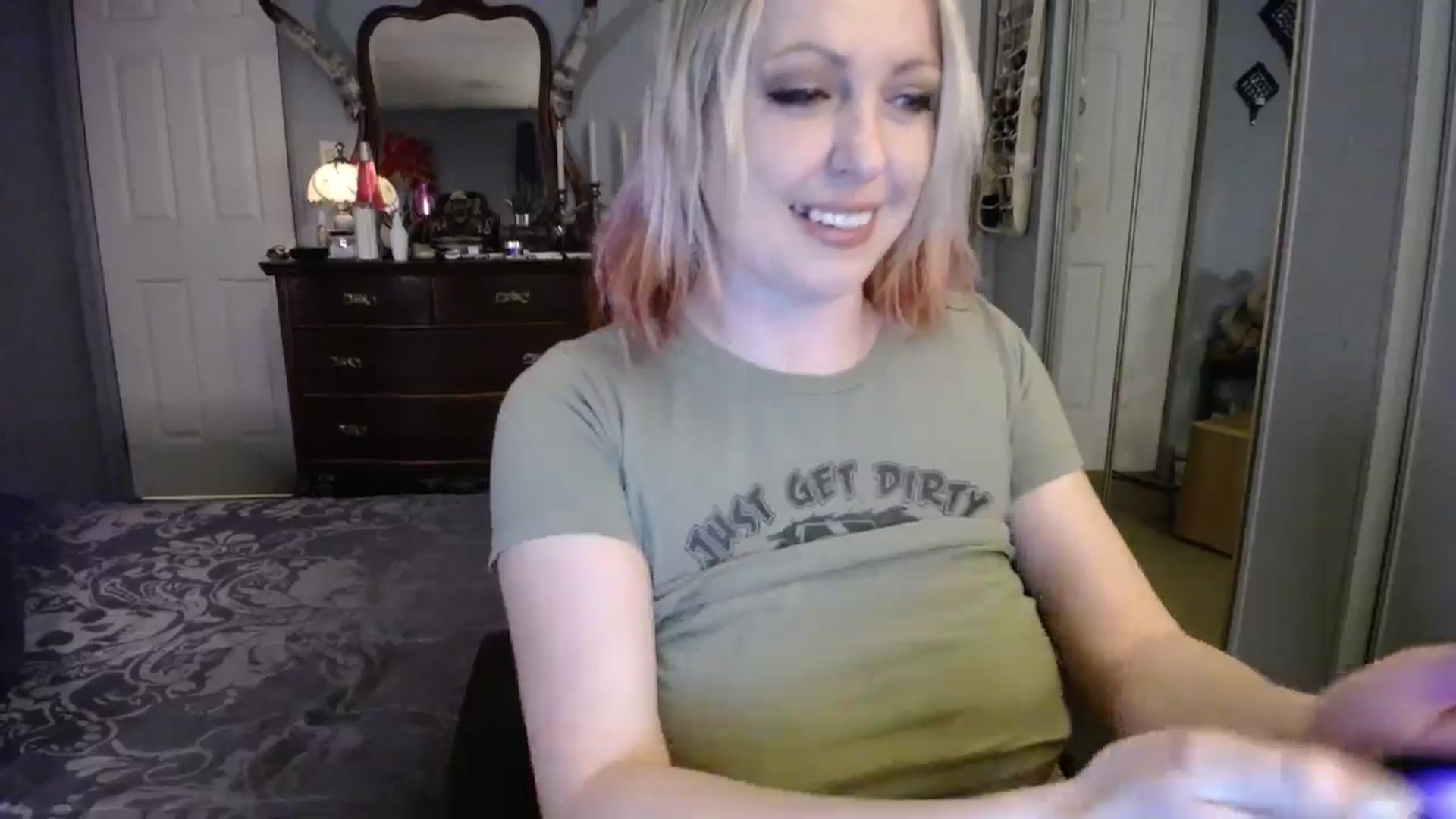 Gallery image thumbnail from Classic_Daisy's myfreecams stream on, 02/25/2025, 23:58 image 13 of 20