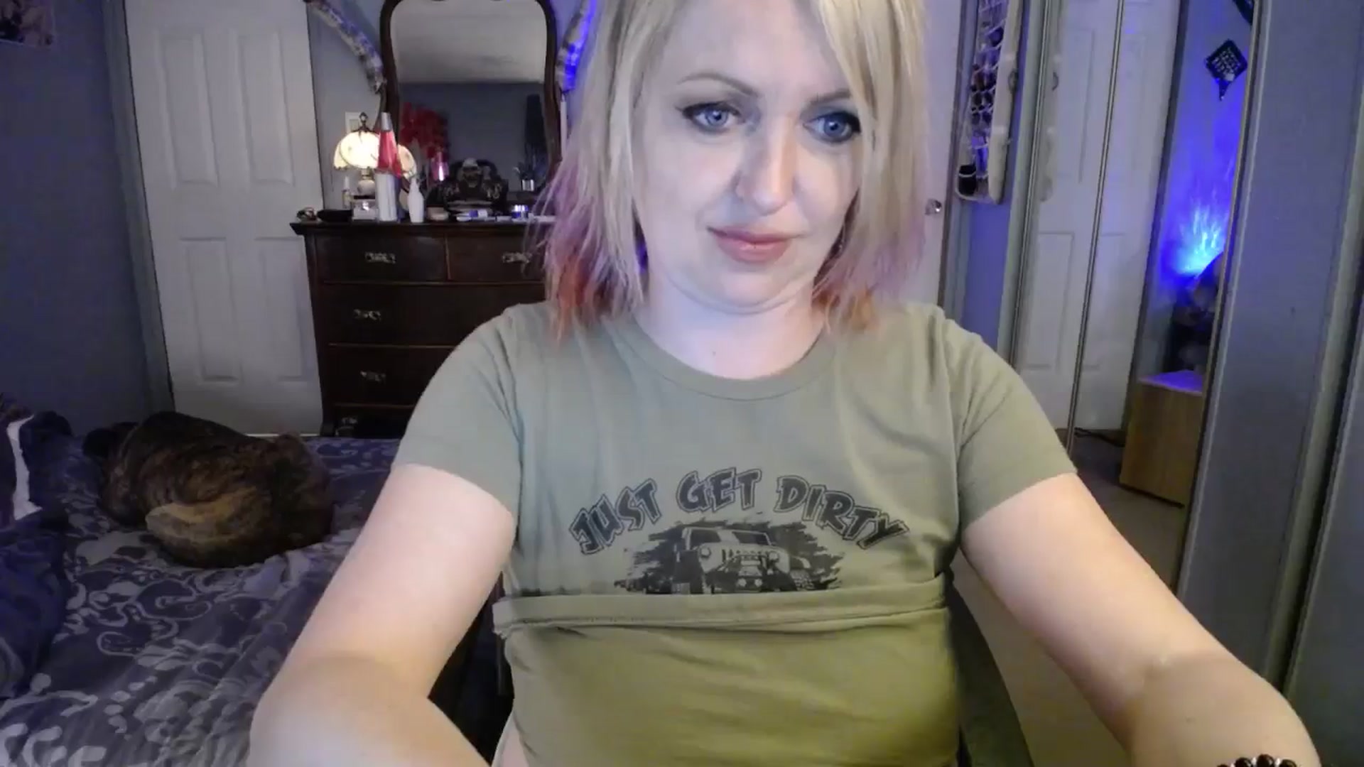 Gallery image thumbnail from Classic_Daisy's myfreecams stream on, 02/26/2025, 03:07 image 19 of 20