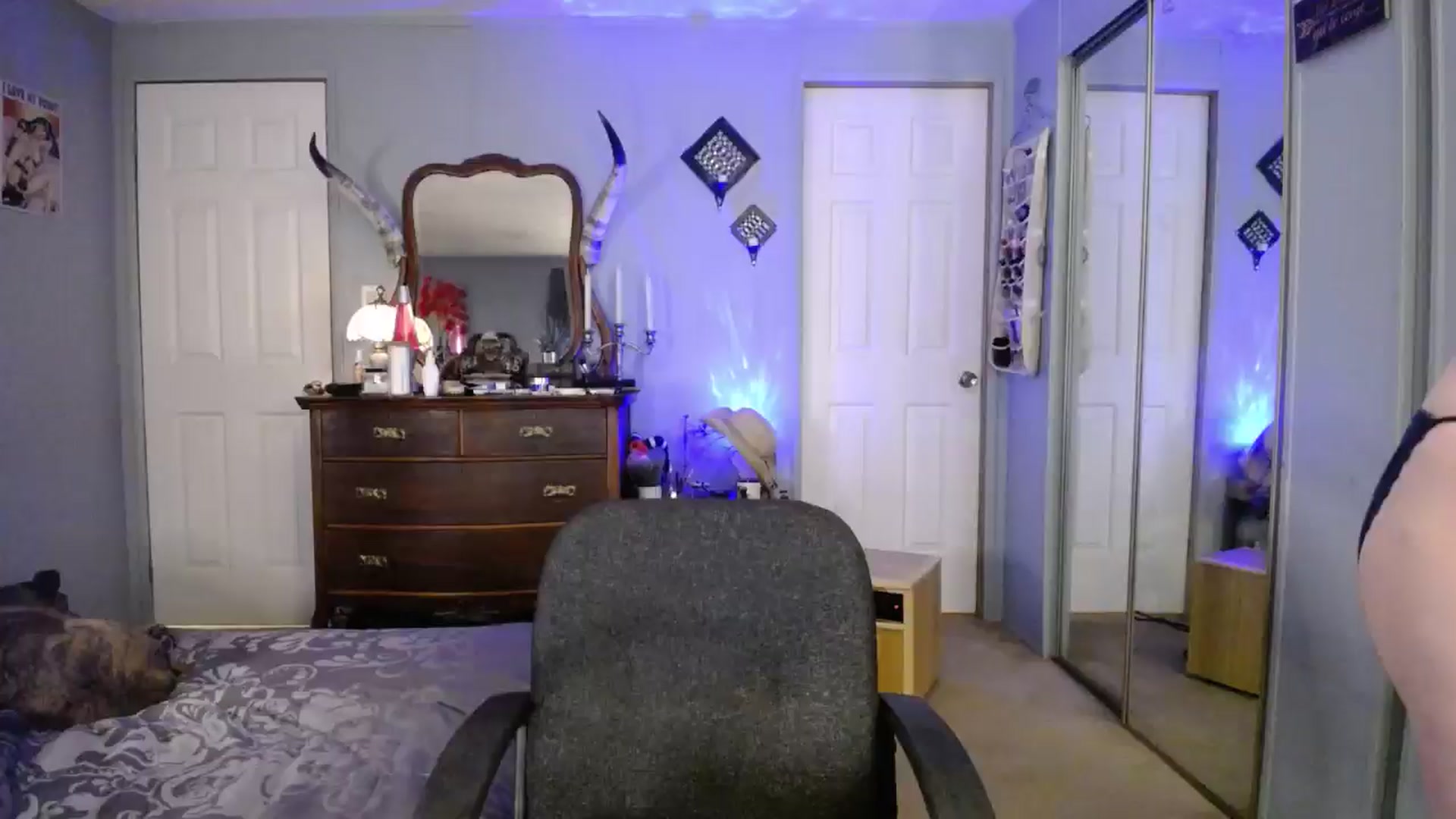 Gallery image thumbnail from Classic_Daisy's myfreecams stream on, 02/26/2025, 03:07 image 1 of 20