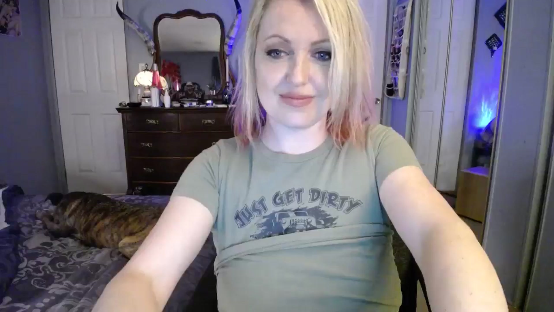 Gallery image thumbnail from Classic_Daisy's myfreecams stream on, 02/26/2025, 03:07 image 10 of 20