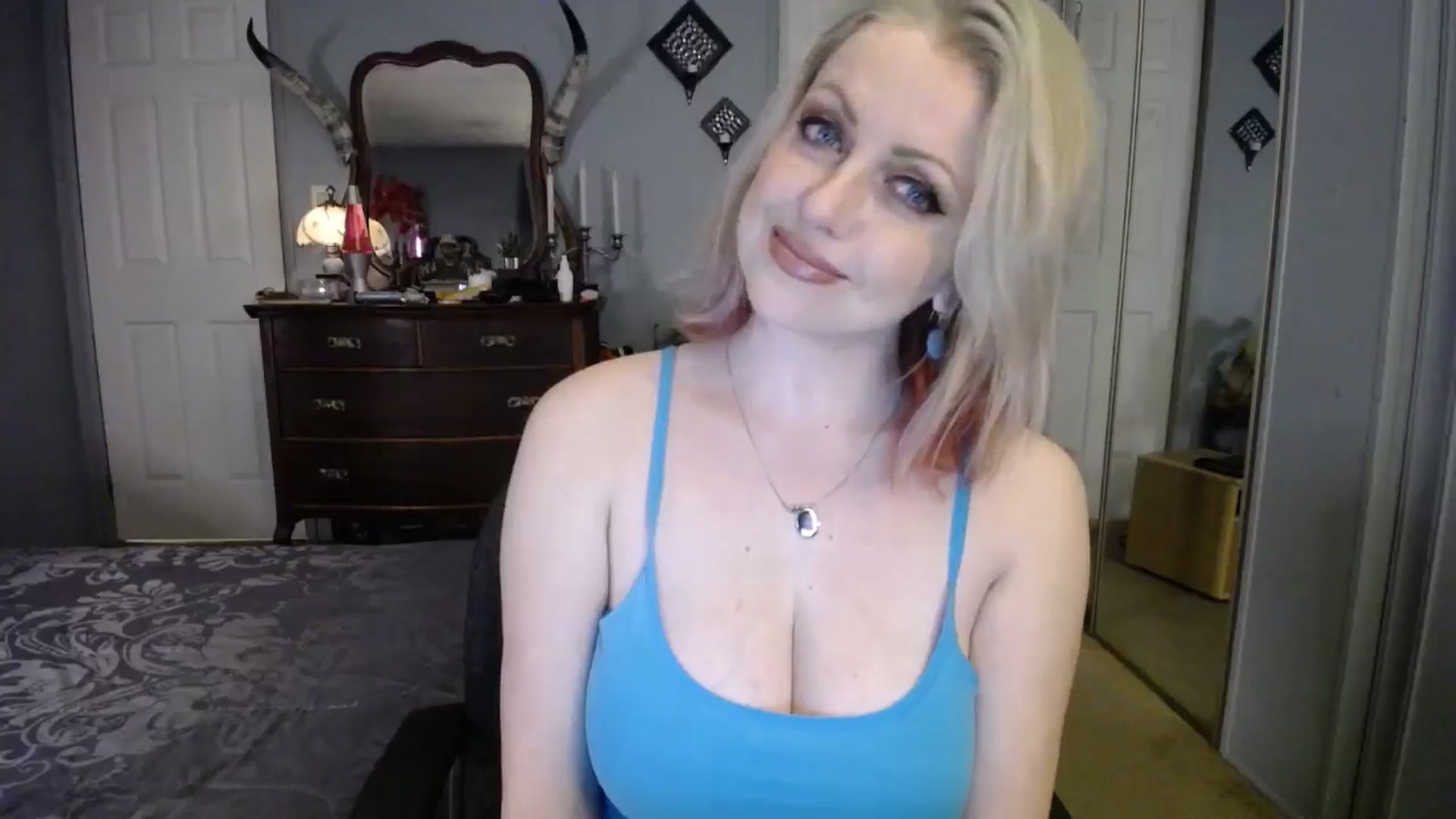 Gallery image thumbnail from Classic_Daisy's myfreecams stream on, 03/05/2025, 01:56 image 15 of 20